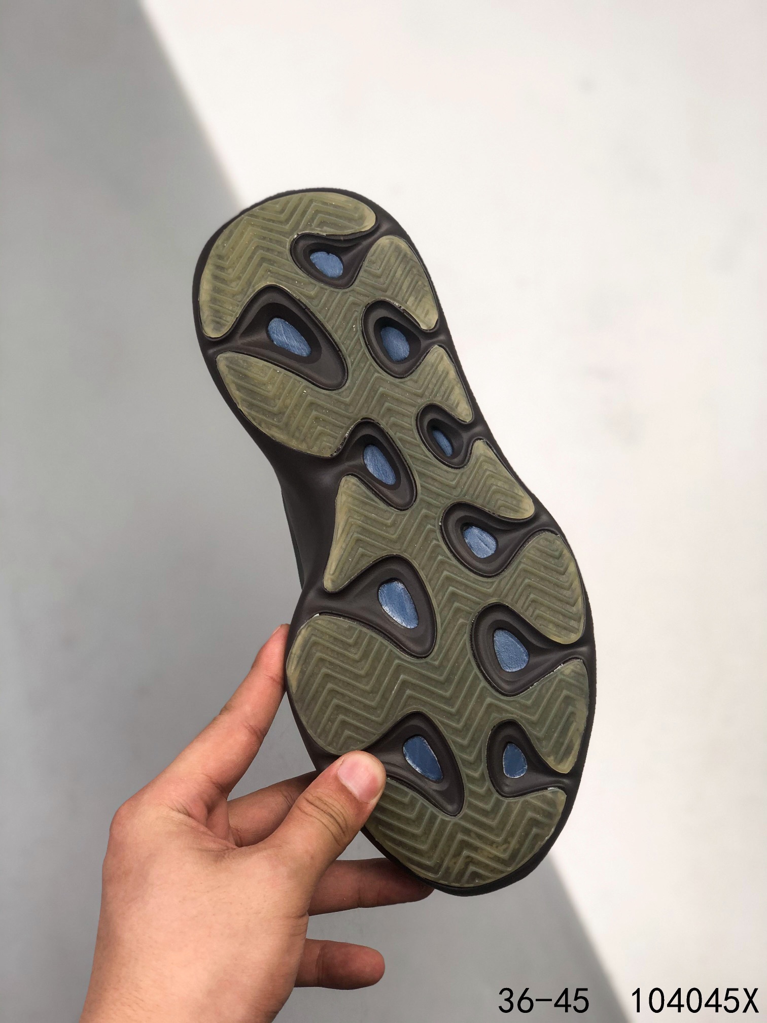 Yeezy 700 V3 Mens/Women's Sneakers Shoes 36 - 45