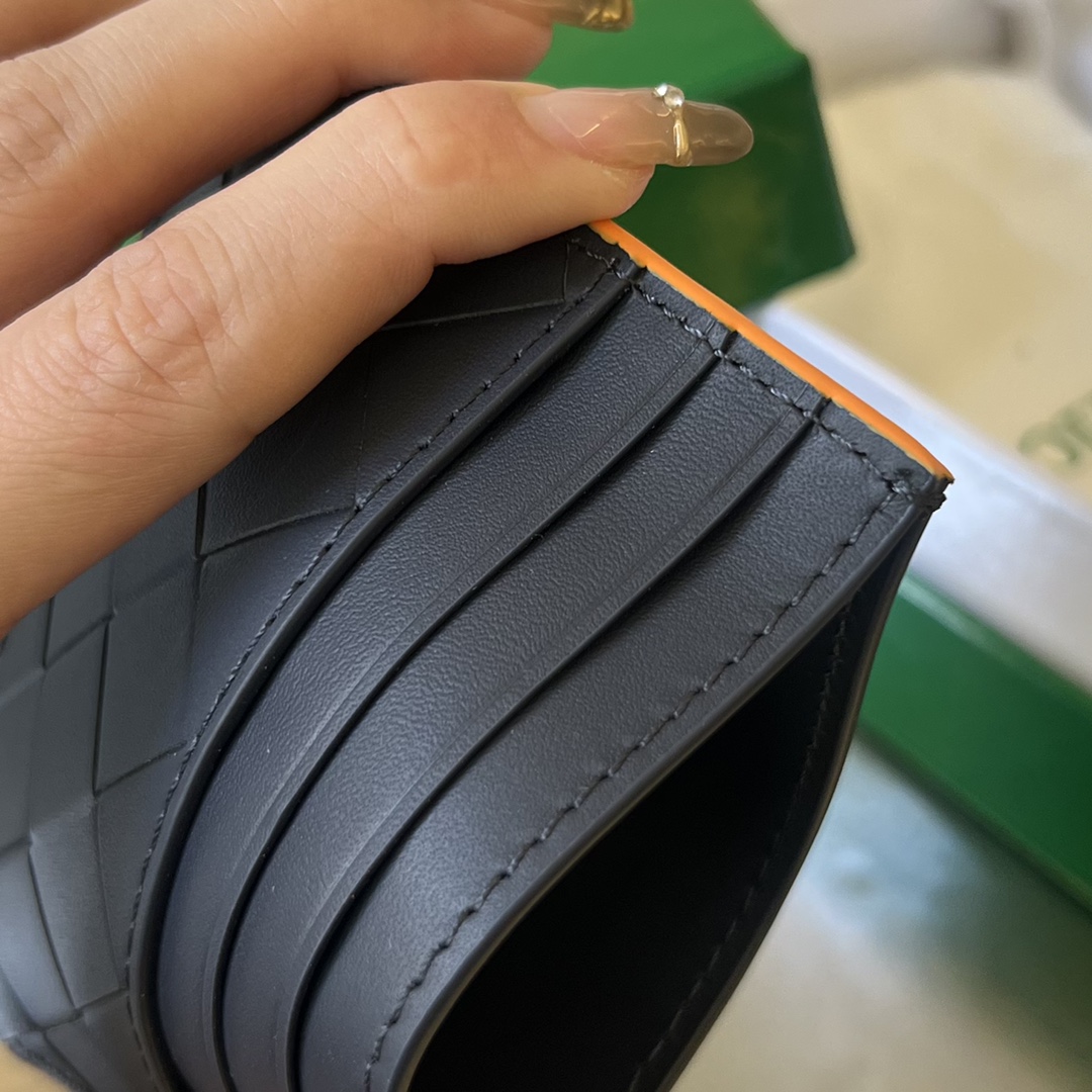 Bottega Veneta Card Holder Size 10*8cm