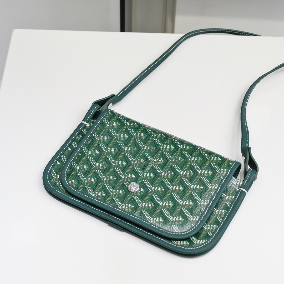 Goyard Shoulder Bags Size 20.5*14*2cm