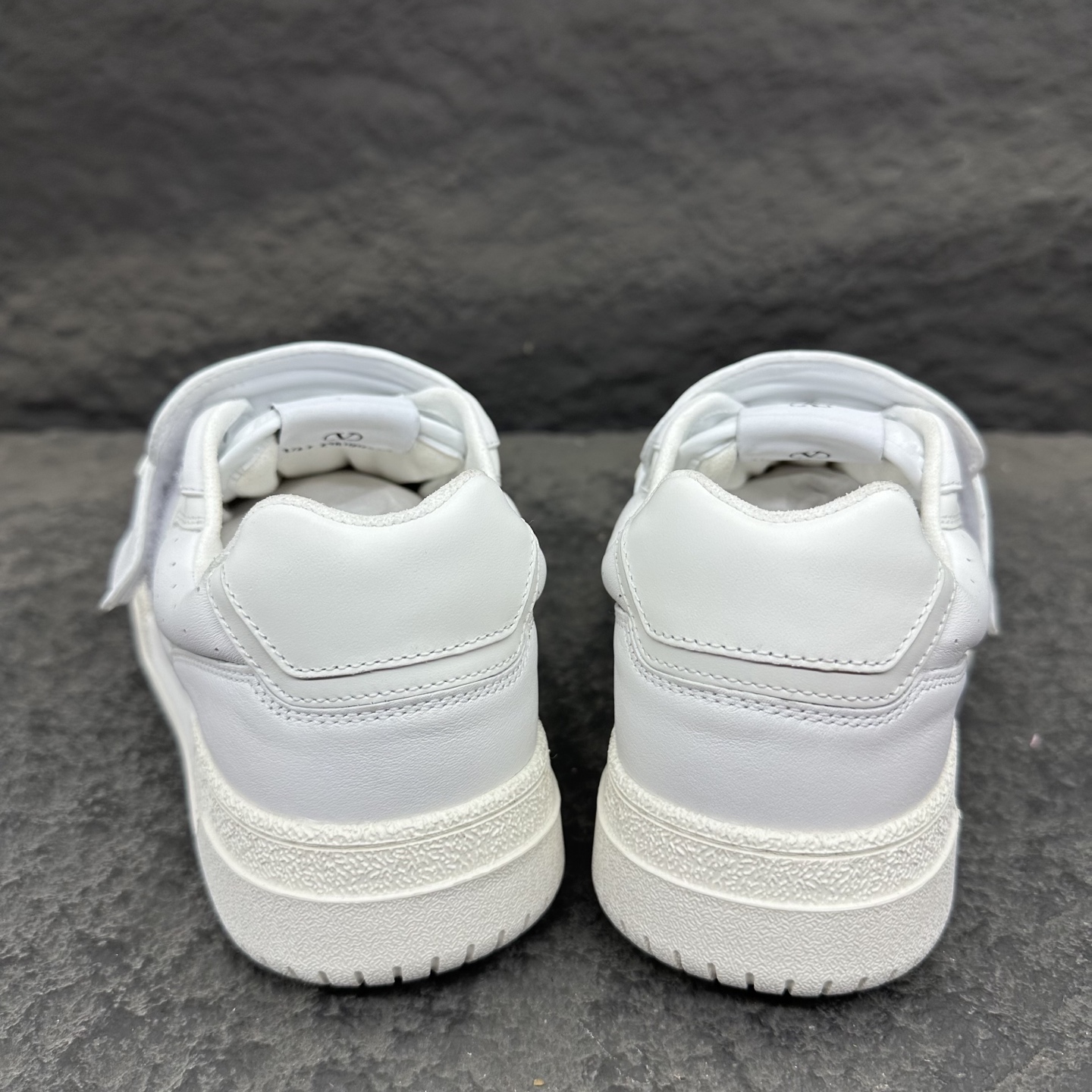 Valentino Joie De Jouer Sneaker Size 36-46