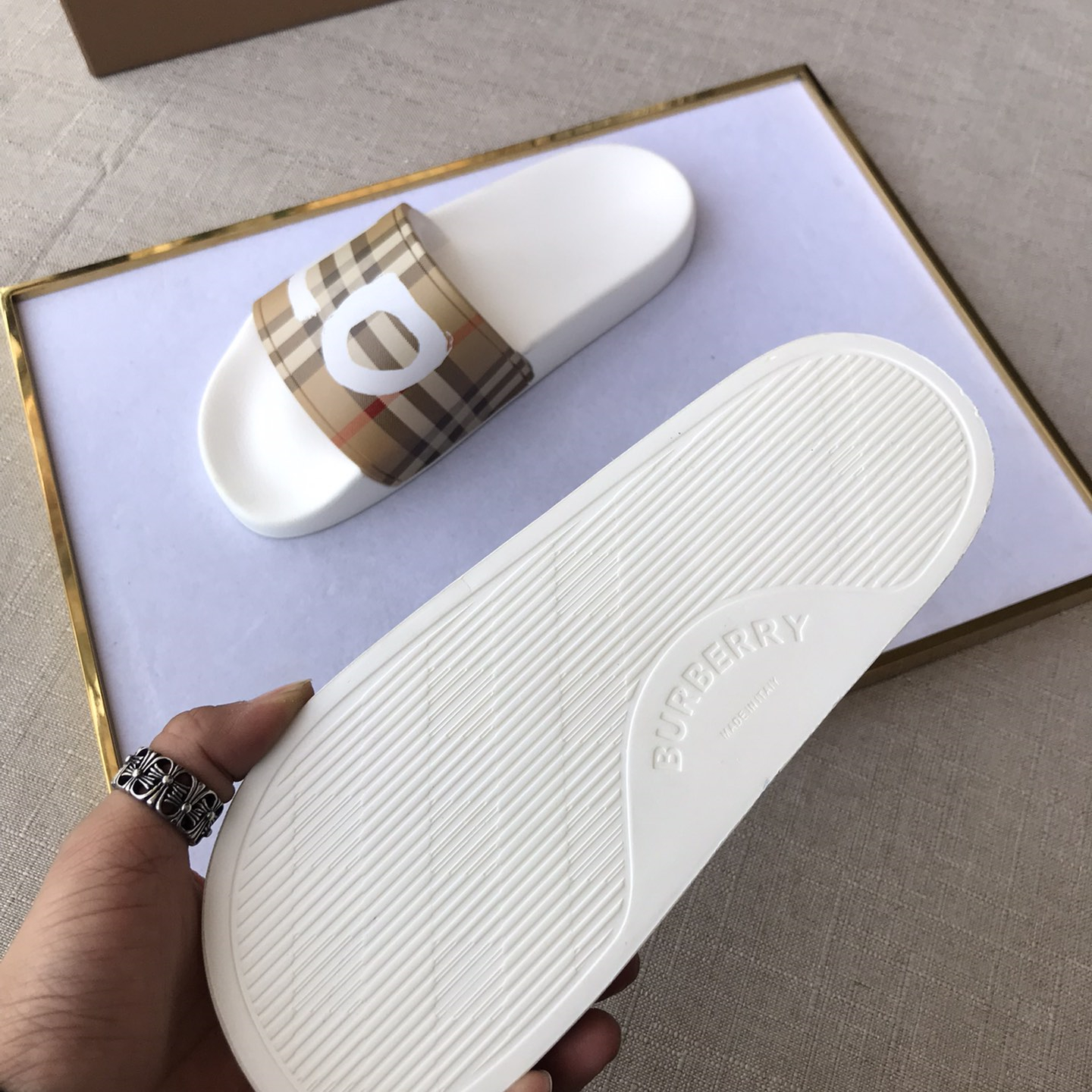 Burberry Mens Women Sandals Gr. 36-46