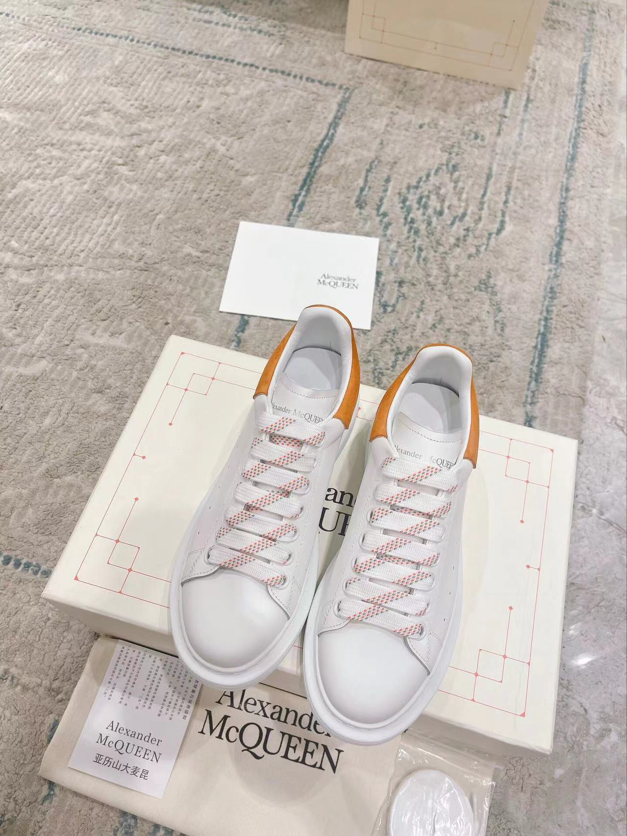 Alexander McQueen OVERSIZED Sneaker Size 36-45