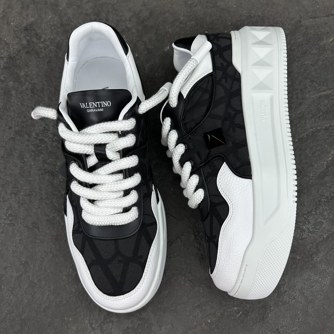 Valentino One Stud Sneaker Size 36-46