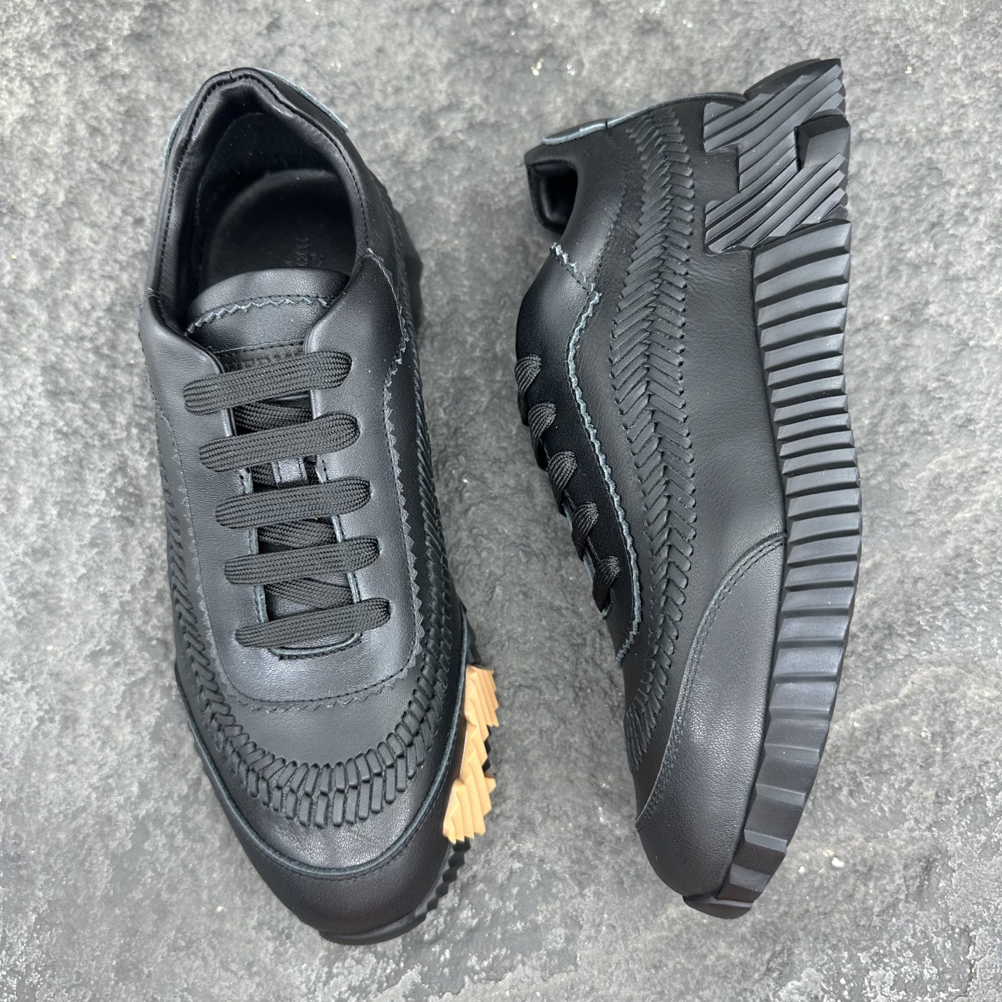 Hermes Bouncing Sneaker Size 40-46