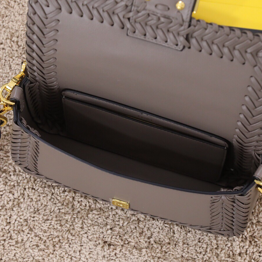 Fendi New Shoulder Bags 27*6*15cm