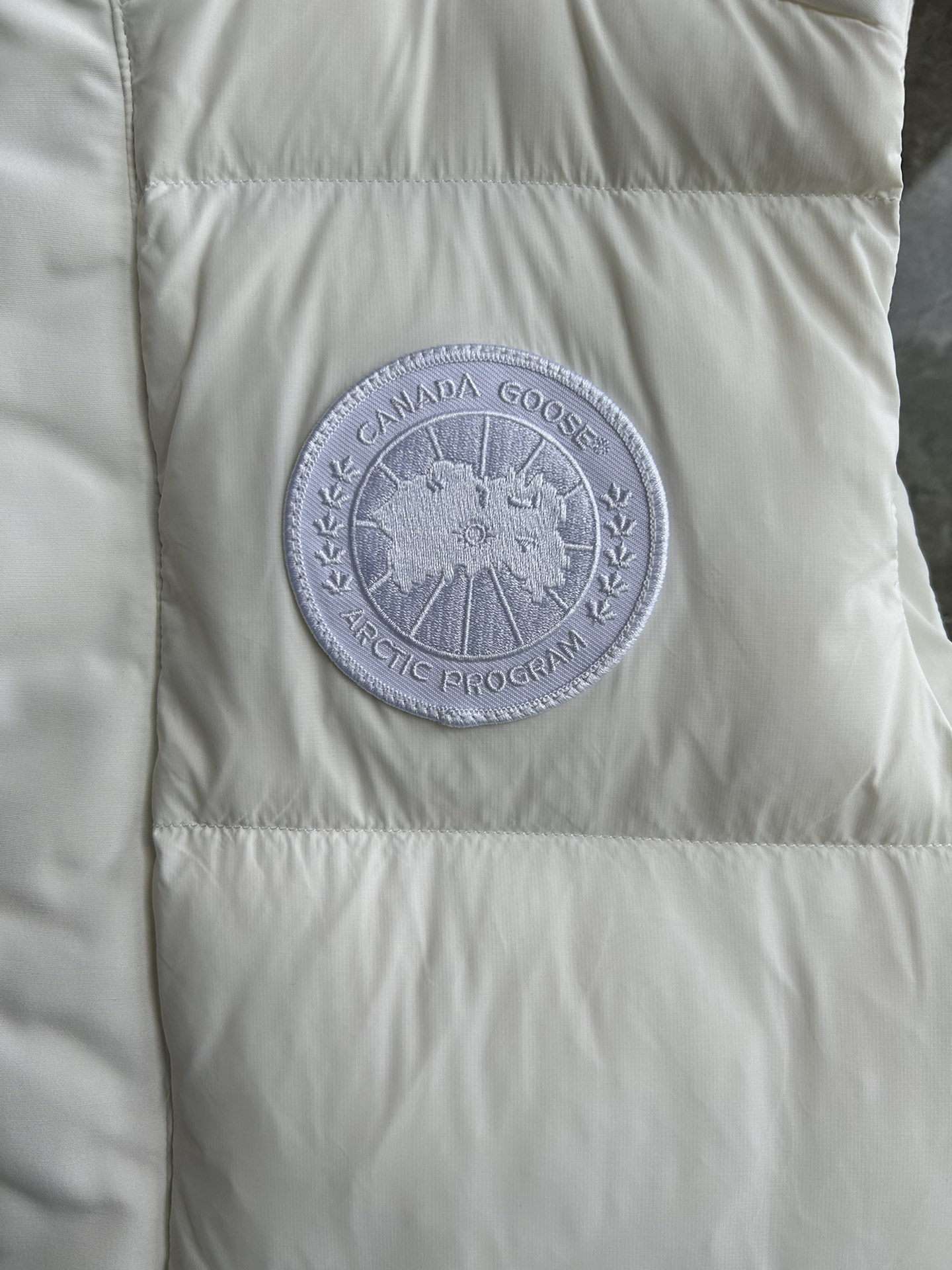 Canada Goose Paradigm Freestyle Vest-WD Men Winter Vest Size XS-XXL