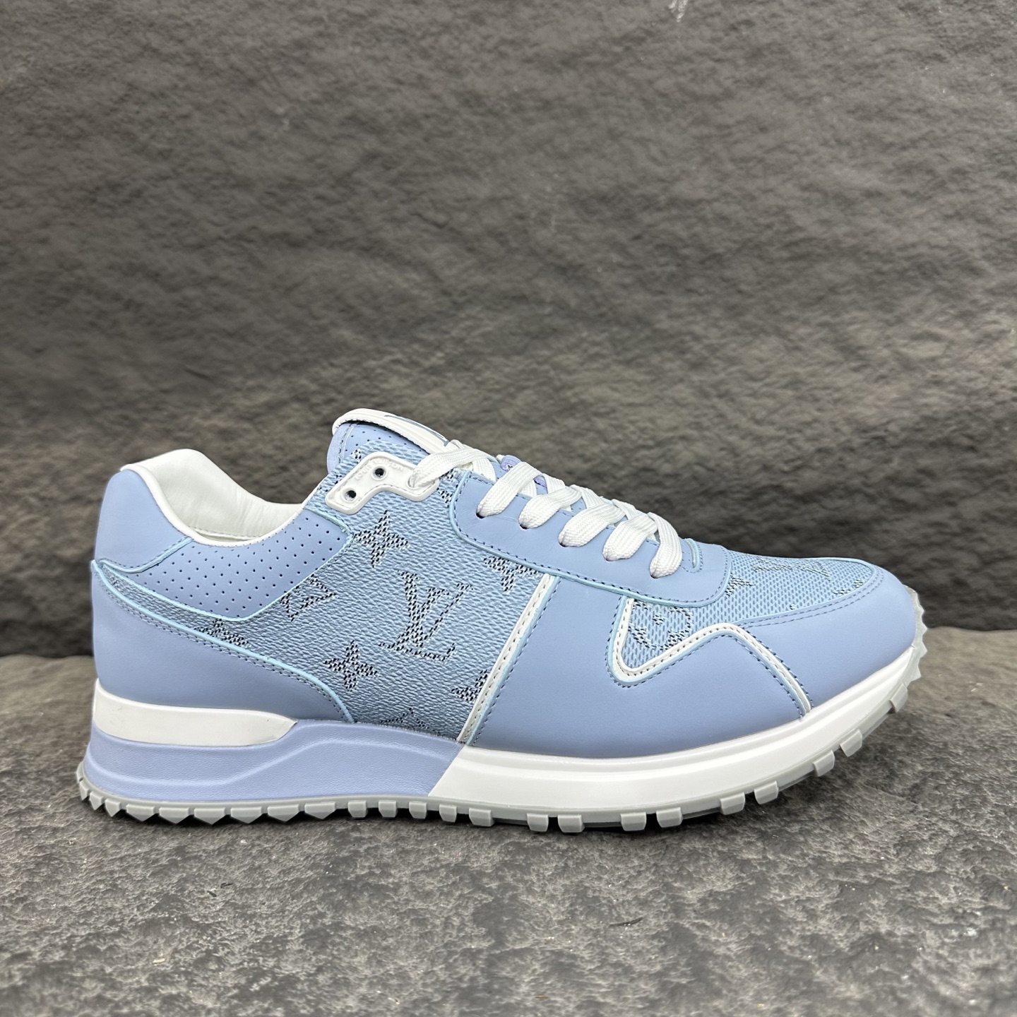 Louis Vuitton Run Away Sneaker For Men Size 39-46