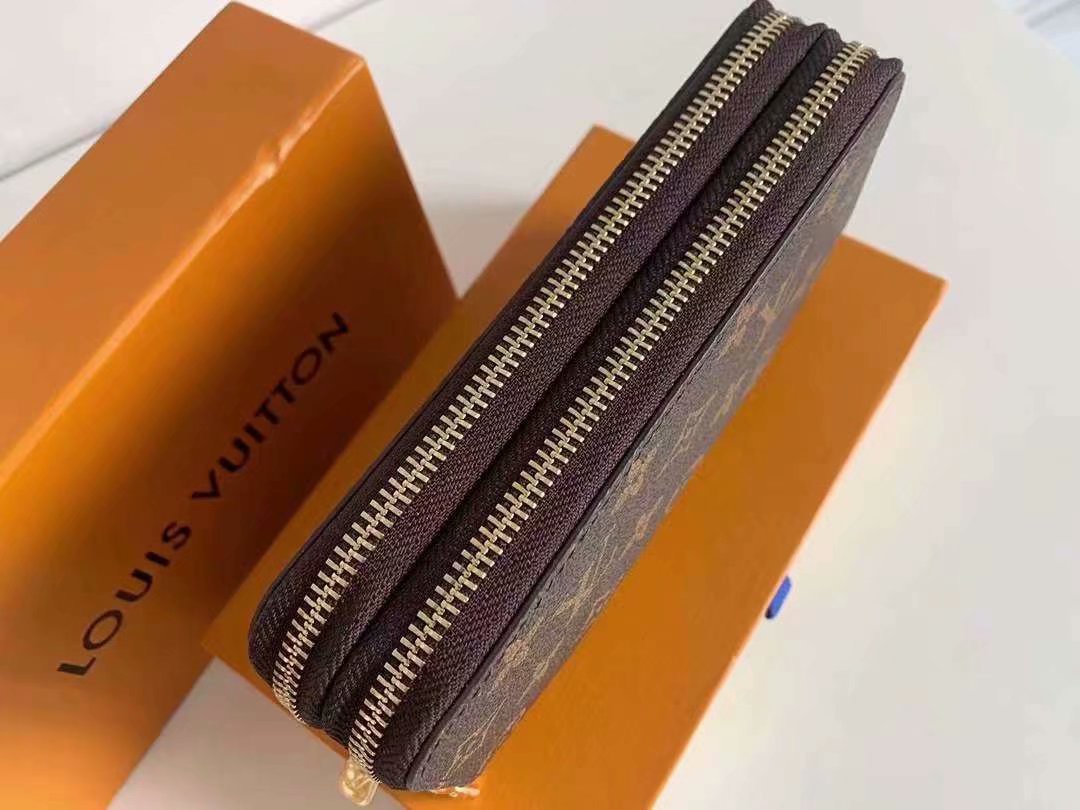 Louis Vuitton Men Wallet M61723 19*10*4cm