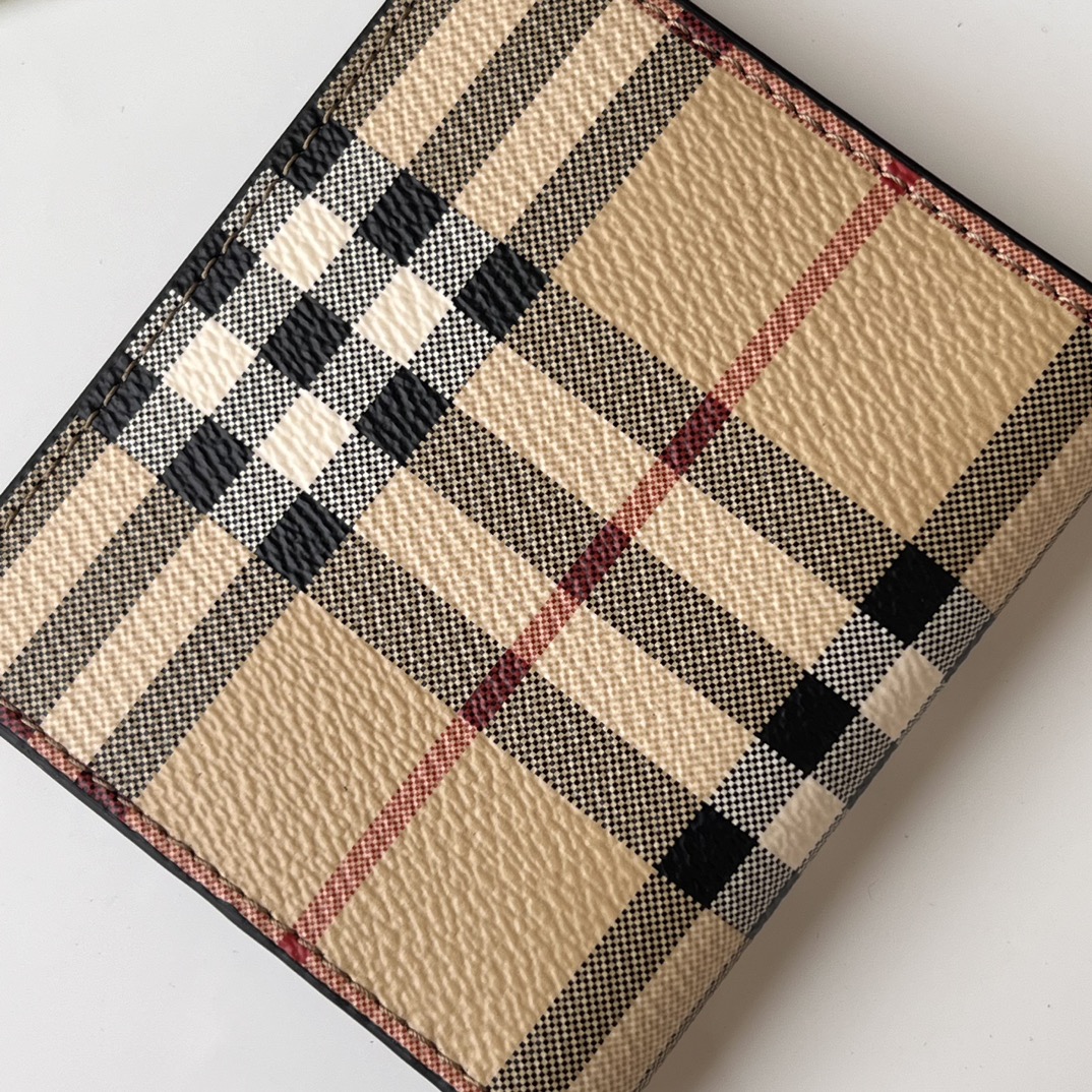 Burberry Card Holder Size 9*10.5cm