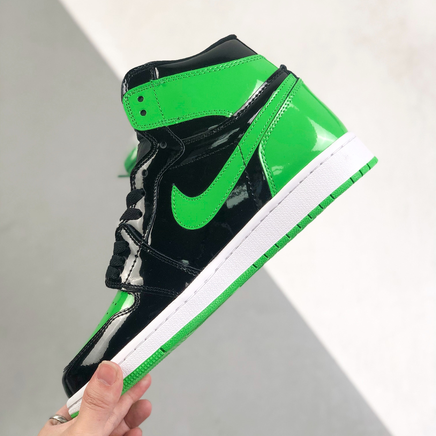 Nike Air Jordan 1 High Top Sneakers Shoes Gr. 36-46