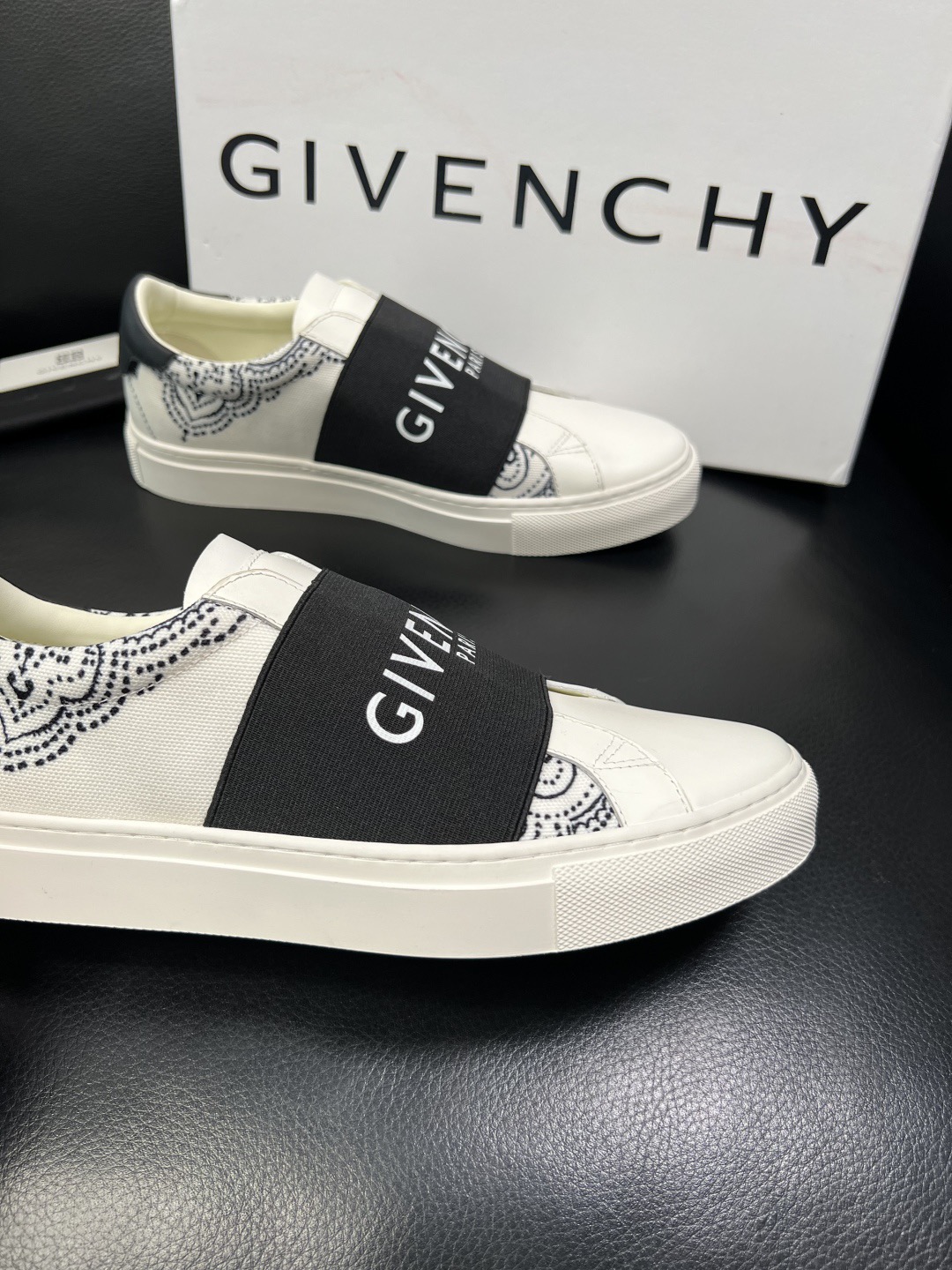 Givenchy City Sport Sneaker Size 36-46