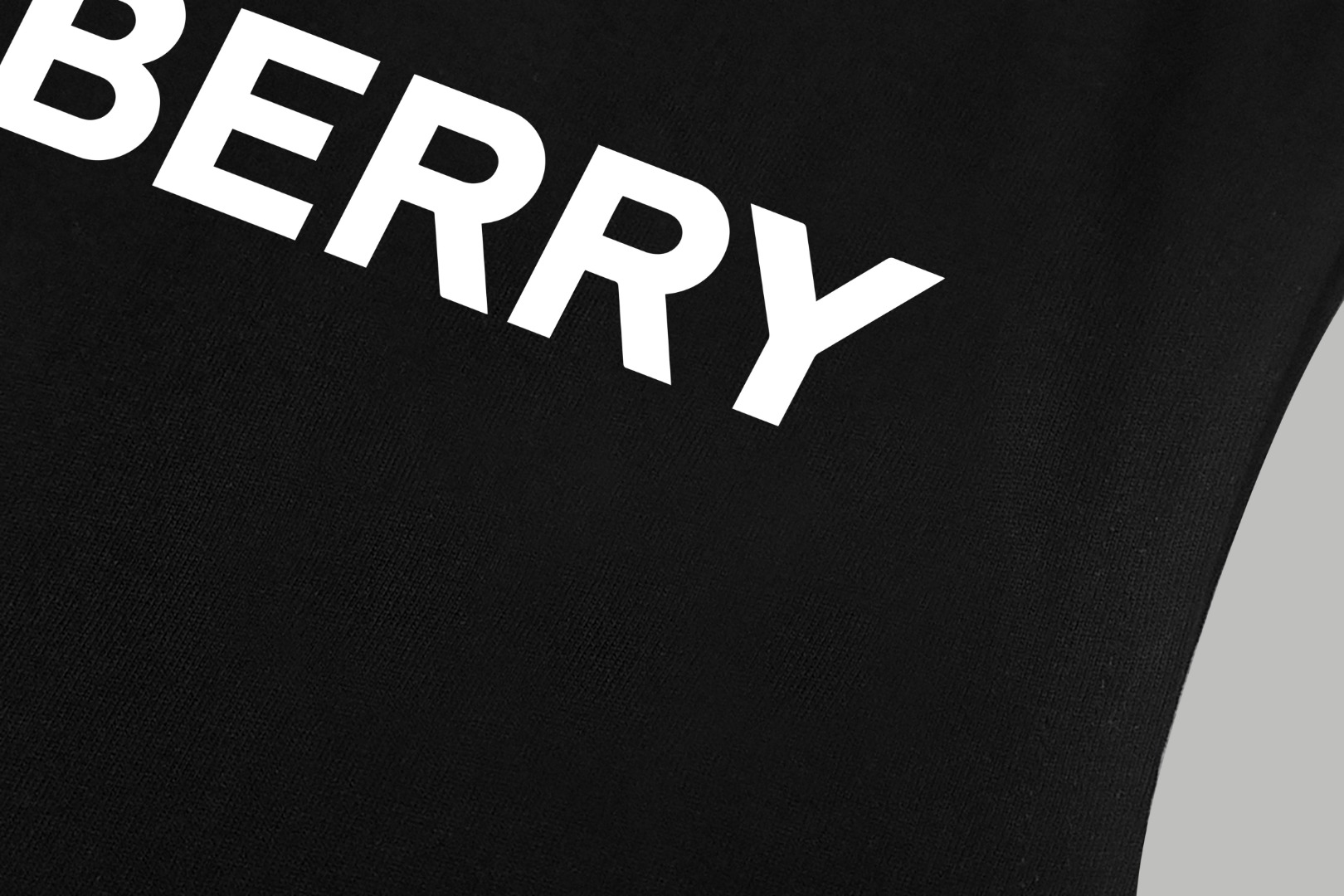 Burberry Cotton T Shirt Size XS-L