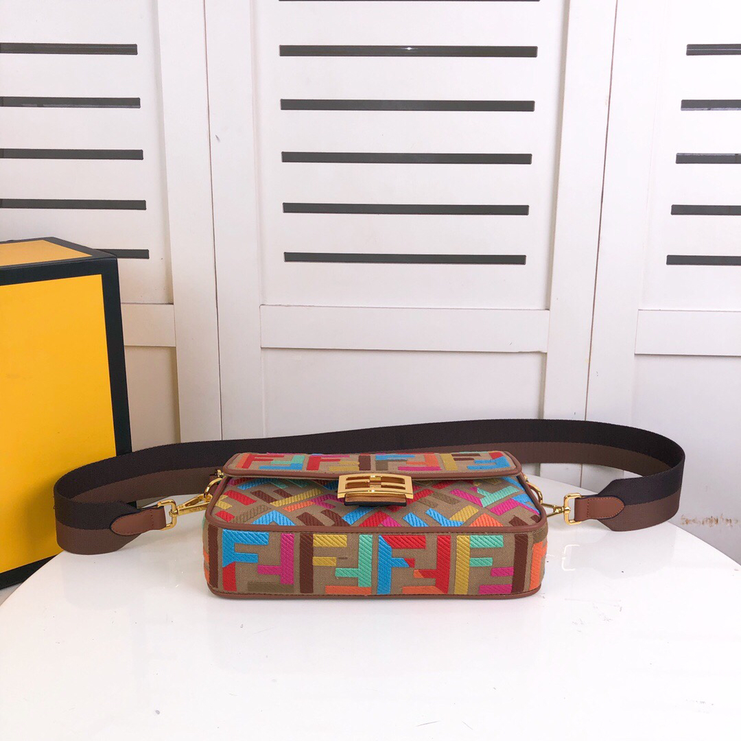Fendi New Shoulder Bags 26*5*15cm