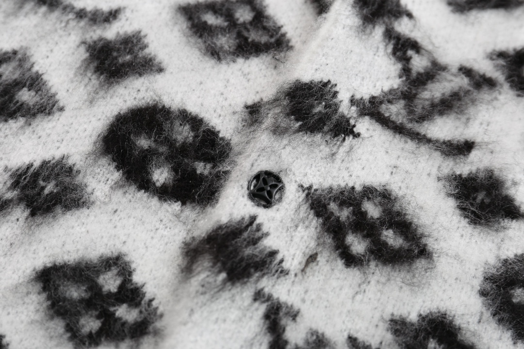 Louis Vuitton New Knitwear Sweatshirt Size S-XL