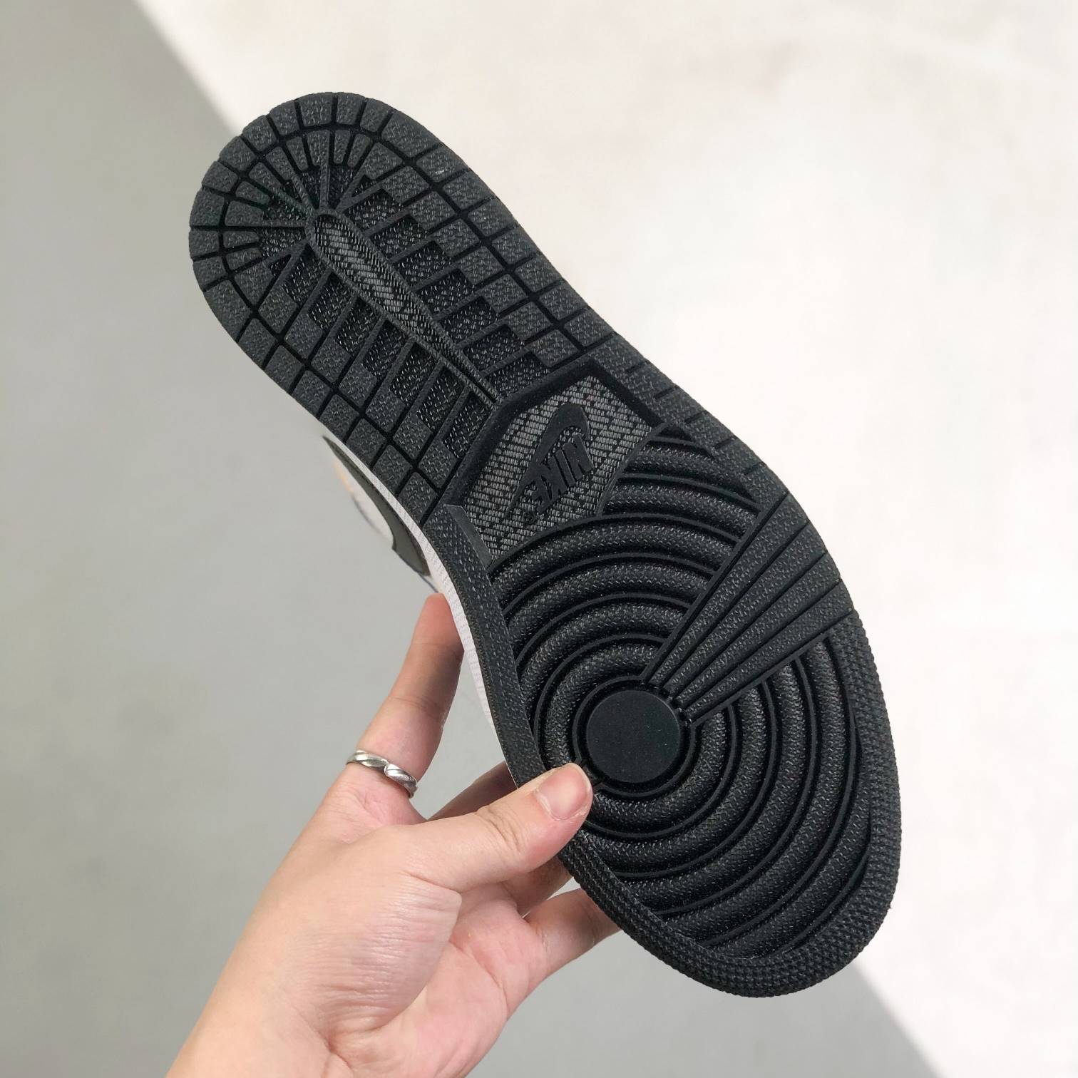 Nike Air Jordan 1 Low Top Sneakers Shoes Gr. 36-46