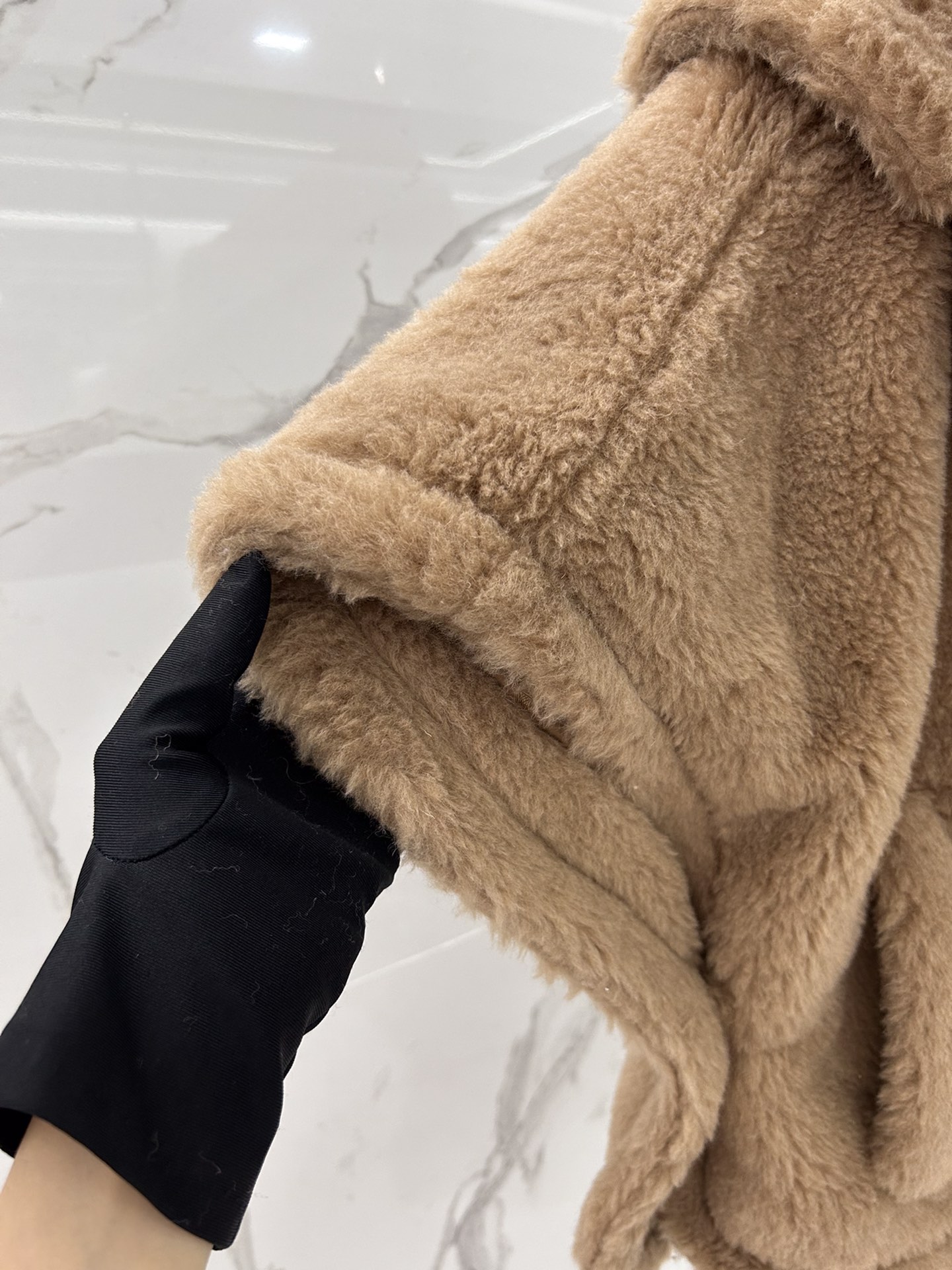 Max Mara Teddy Cape short style one size fits all