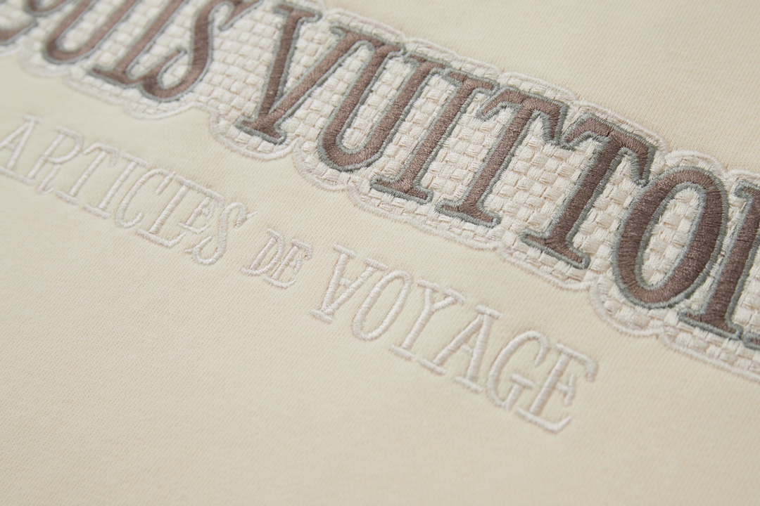 Louis Vuitton Unisex Sweatshirt Size S-XL