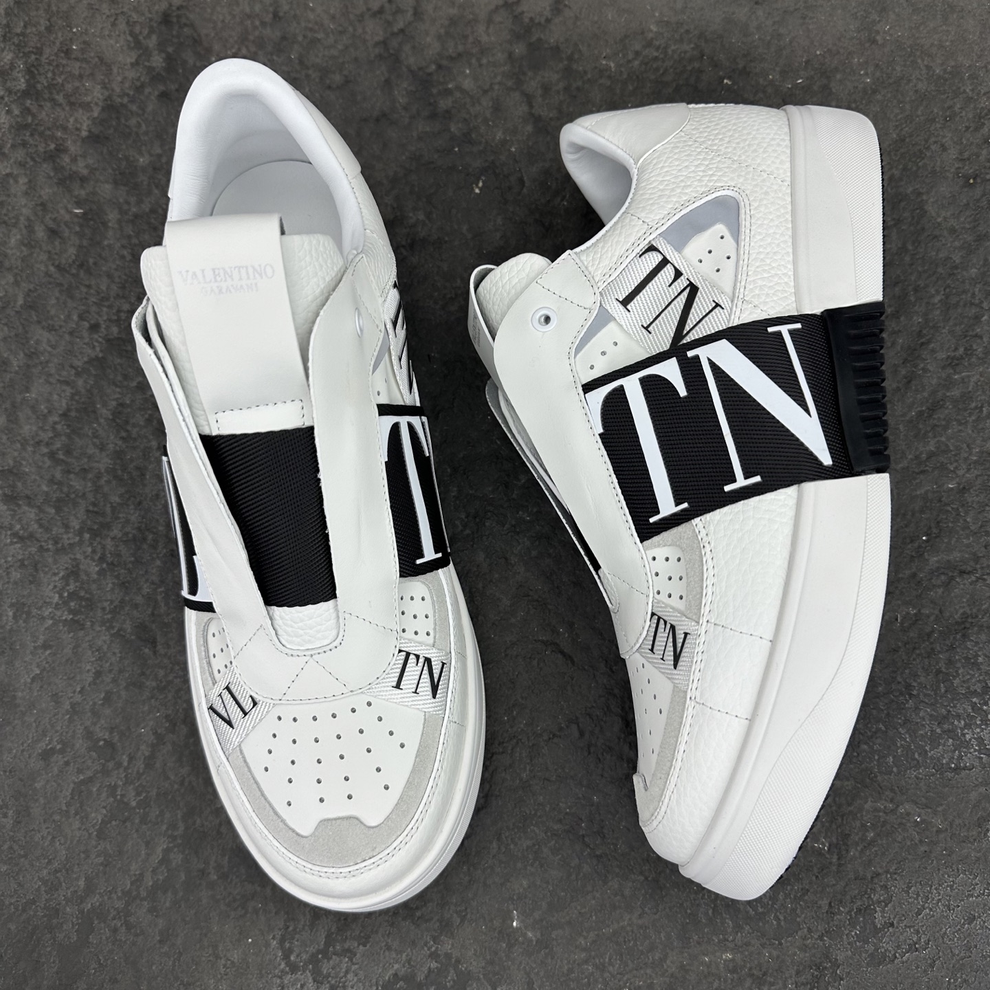 Valentino VL7N Low-Top Sneaker Size 36-45