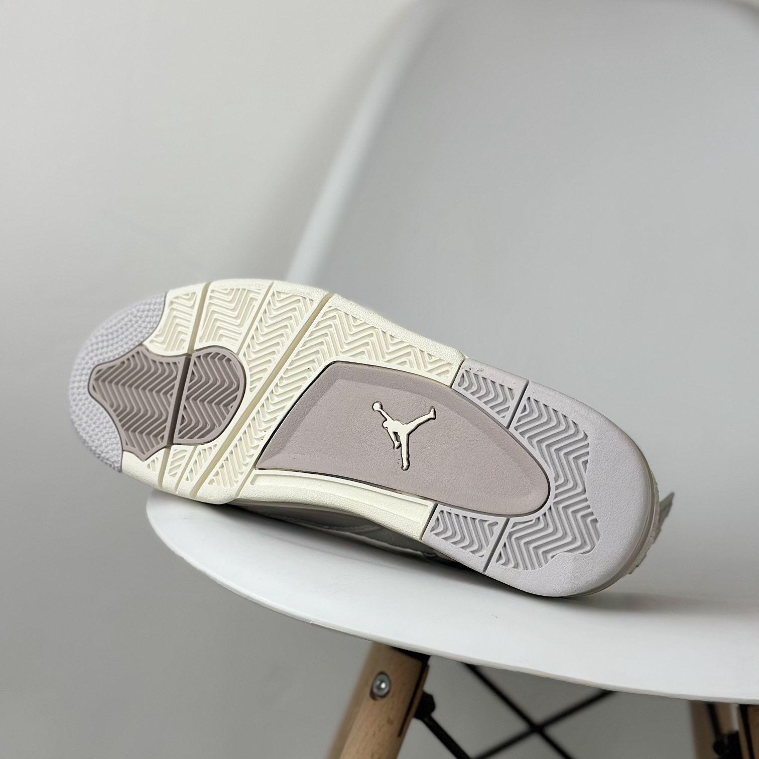 Nike Air Jordan 4 New Sneakers Shoes Gr. 36-46