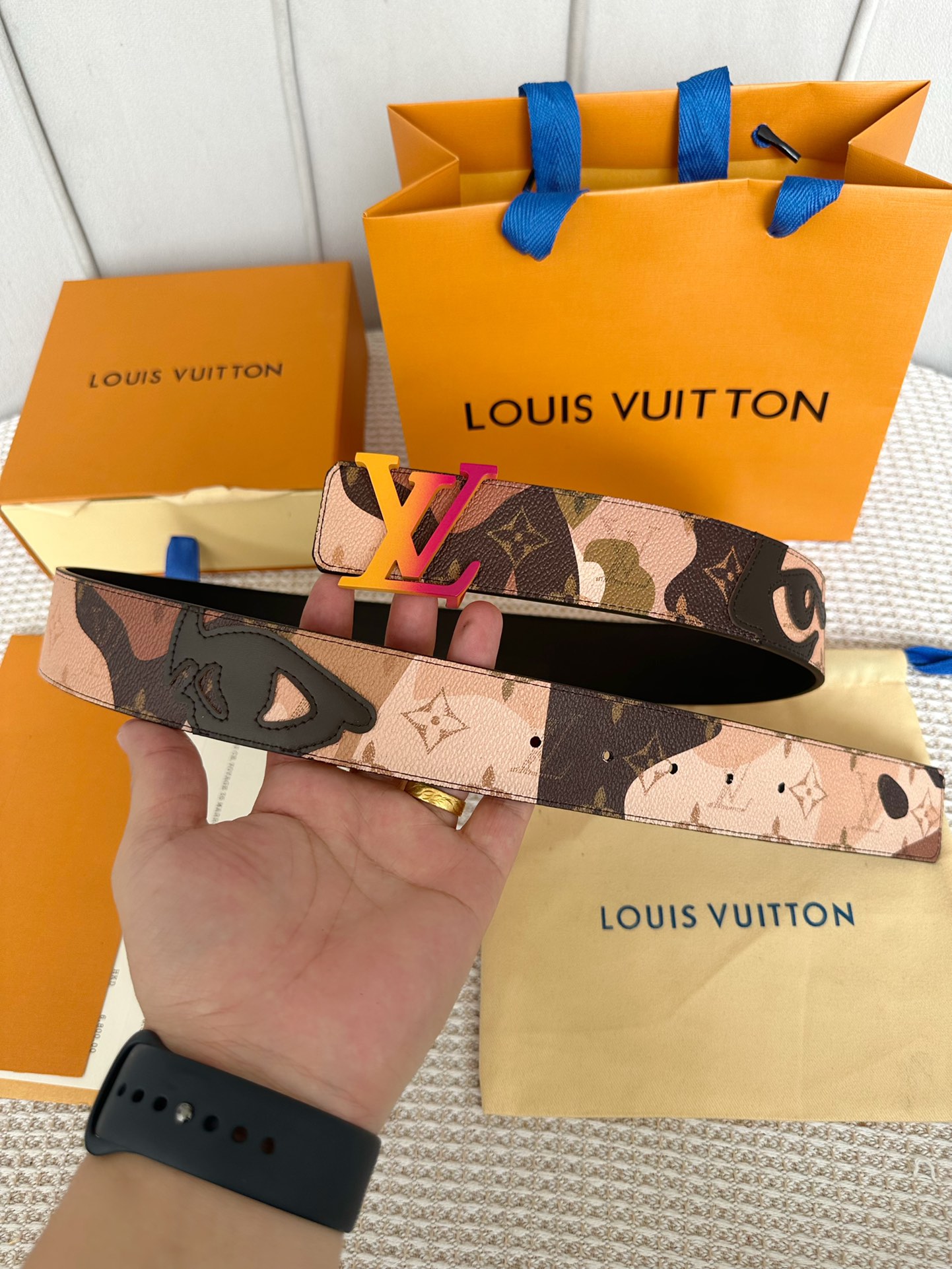 Louis Vuitton Men Belt Width 4cm