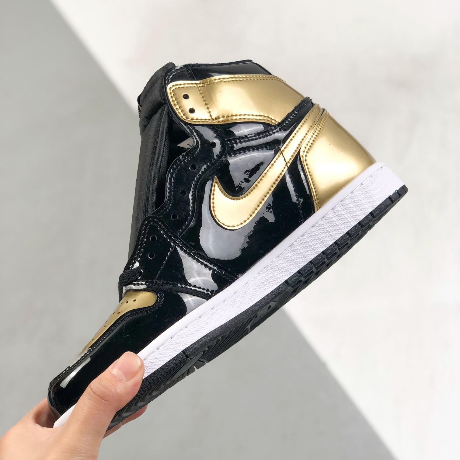 Nike Air Jordan 1 High Top Sneakers Shoes Gr. 36-46