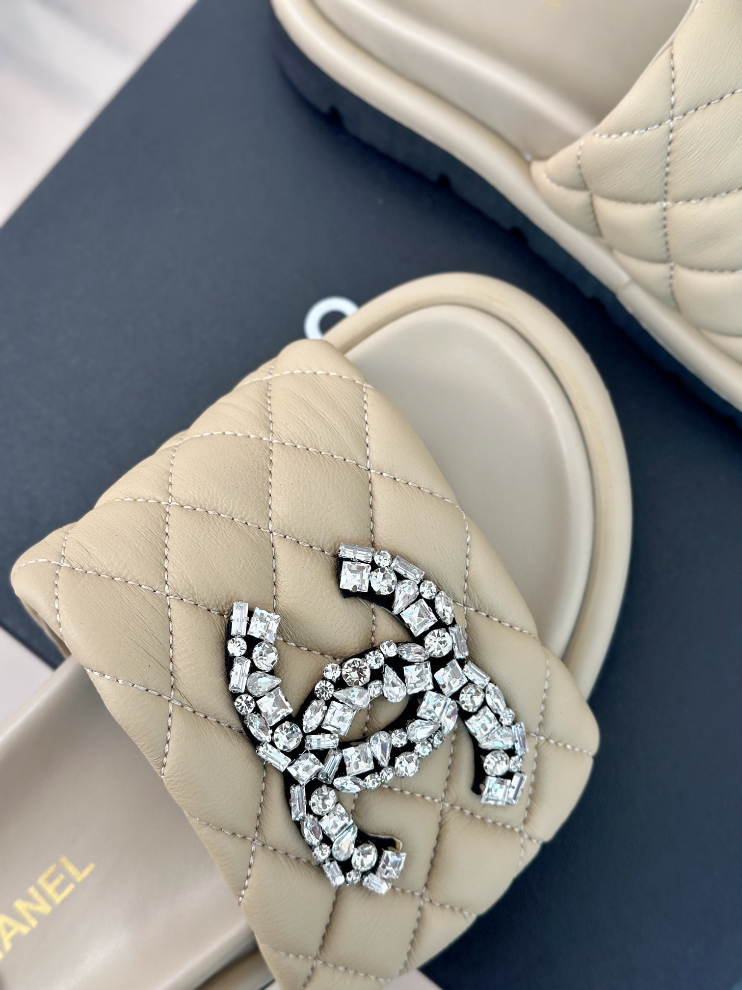 Chanel 2024 New Slippers Size 36-41