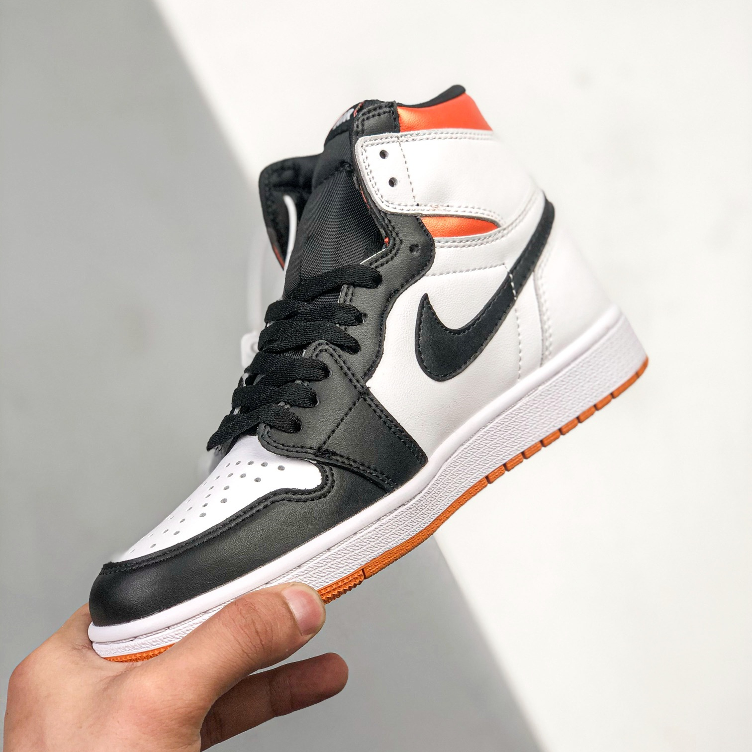 Nike Air Jordan 1 High Top Sneakers Shoes Gr. 36-46