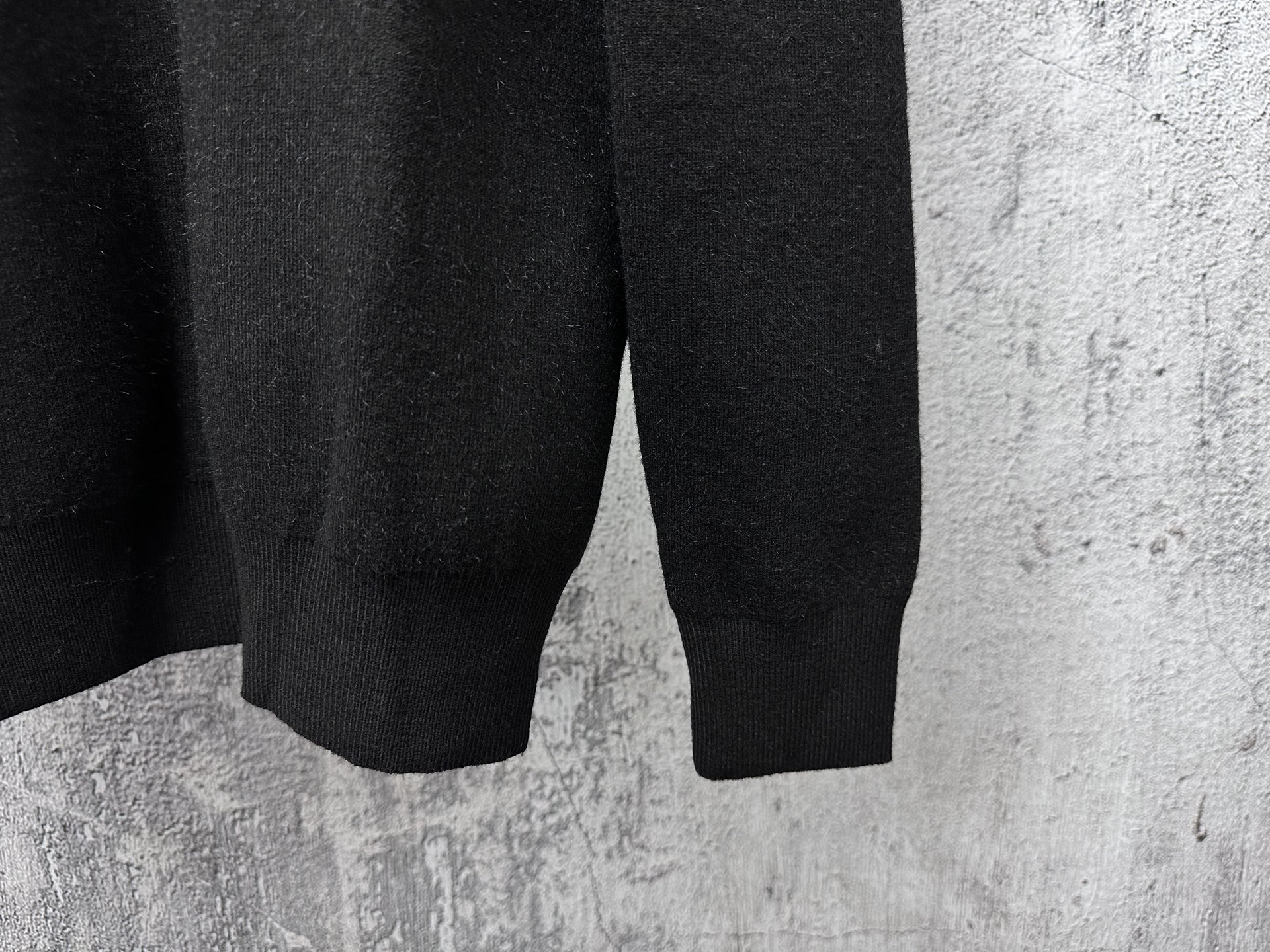 Louis Vuitton Unisex Sweatshirt Size S-XXXL