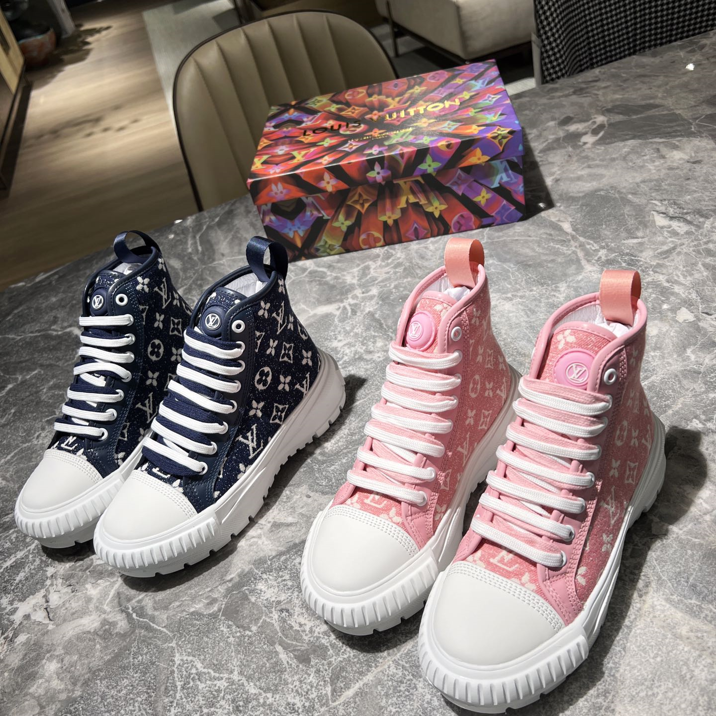Louis Vuitton Squad High Top Sneaker Size 35-40  2-Color