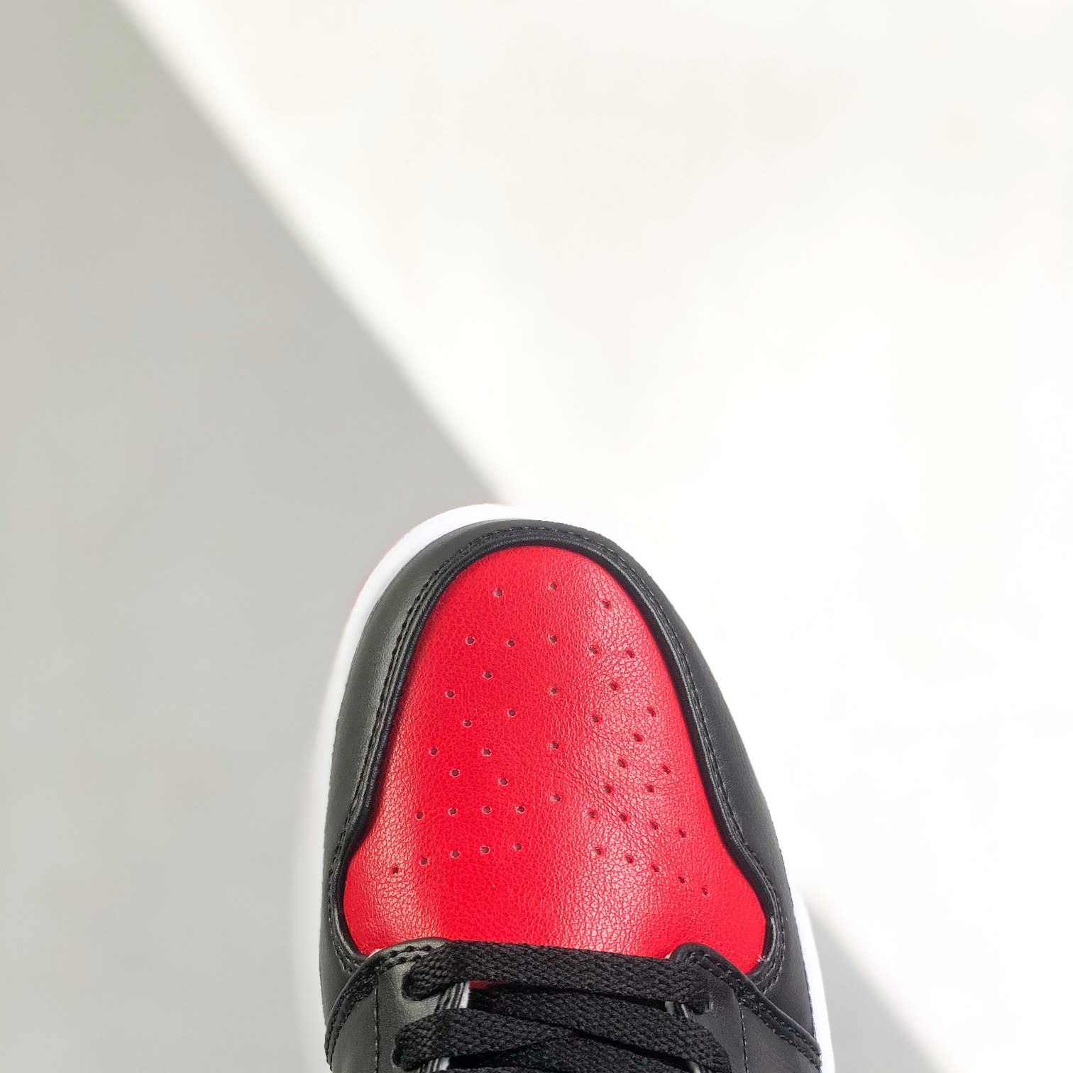 Nike Air Jordan 1 Low Top Sneakers Shoes Gr. 36-46