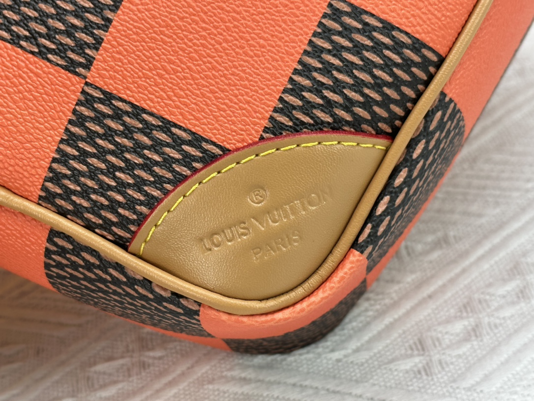 Louis Vuitton N40548 Shoulder Bags Size 20cm