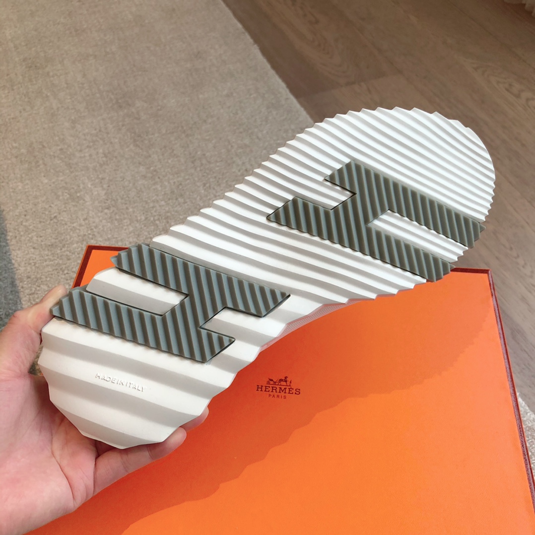 Hermes Bouncing Sneaker Size 36-46