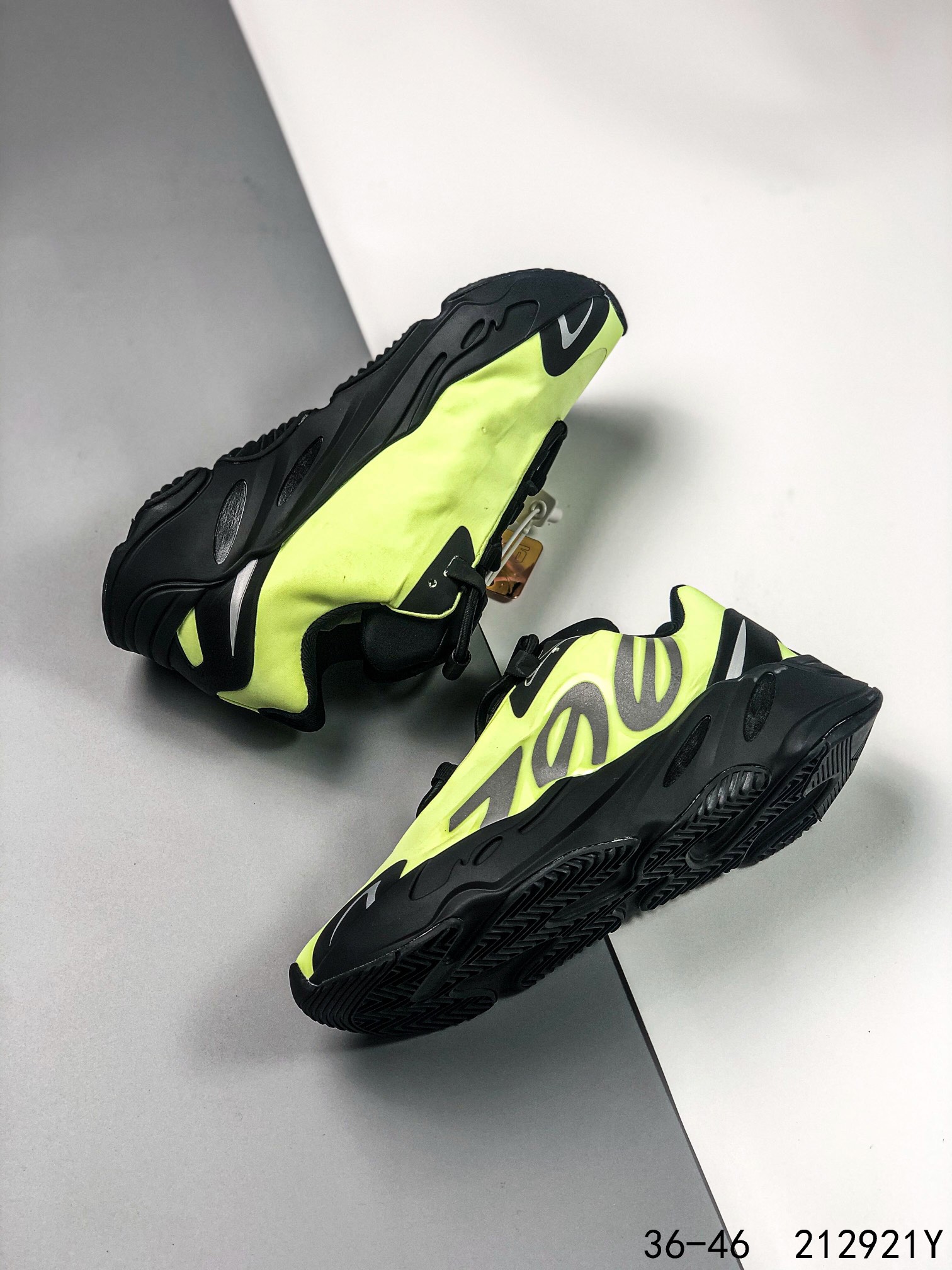 Yeezy 700 V2 Mens/Women's Sneakers Shoes 36 - 46
