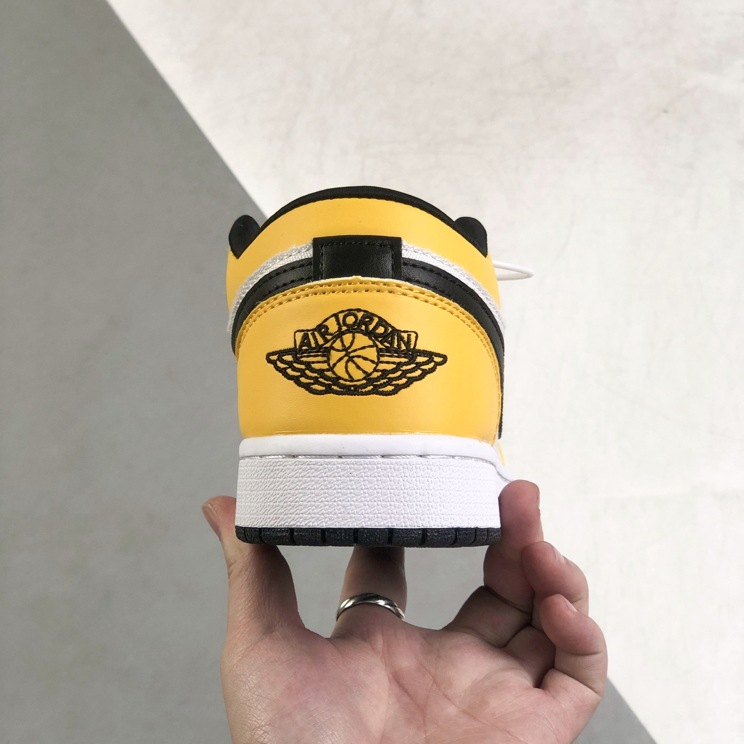 Nike Air Jordan 1 Low Top Sneakers Shoes Gr. 36-46