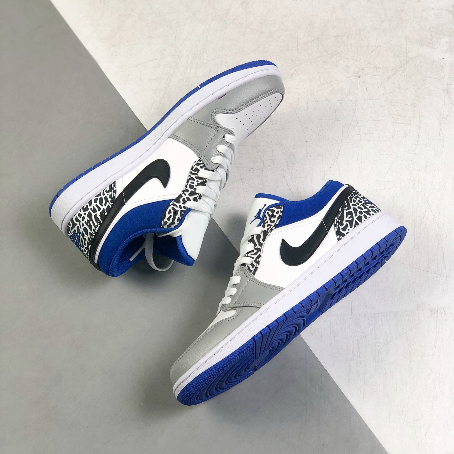 Nike Air Jordan 1 Low Top Sneakers Shoes Gr. 36-46