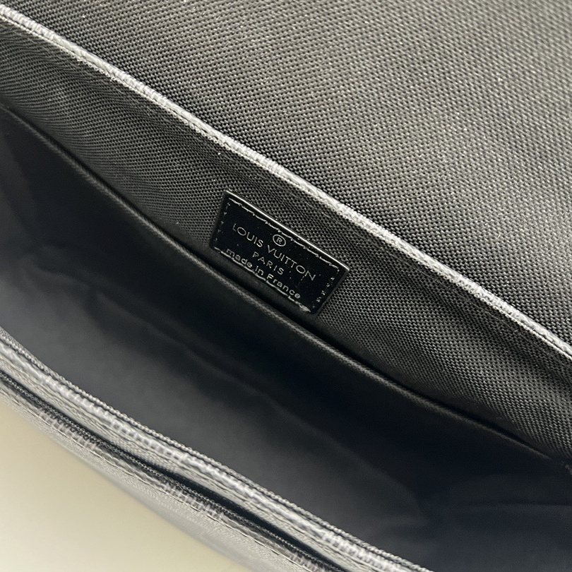 Louis Vuitton N42710 District Men Bags Size 26*20*7cm