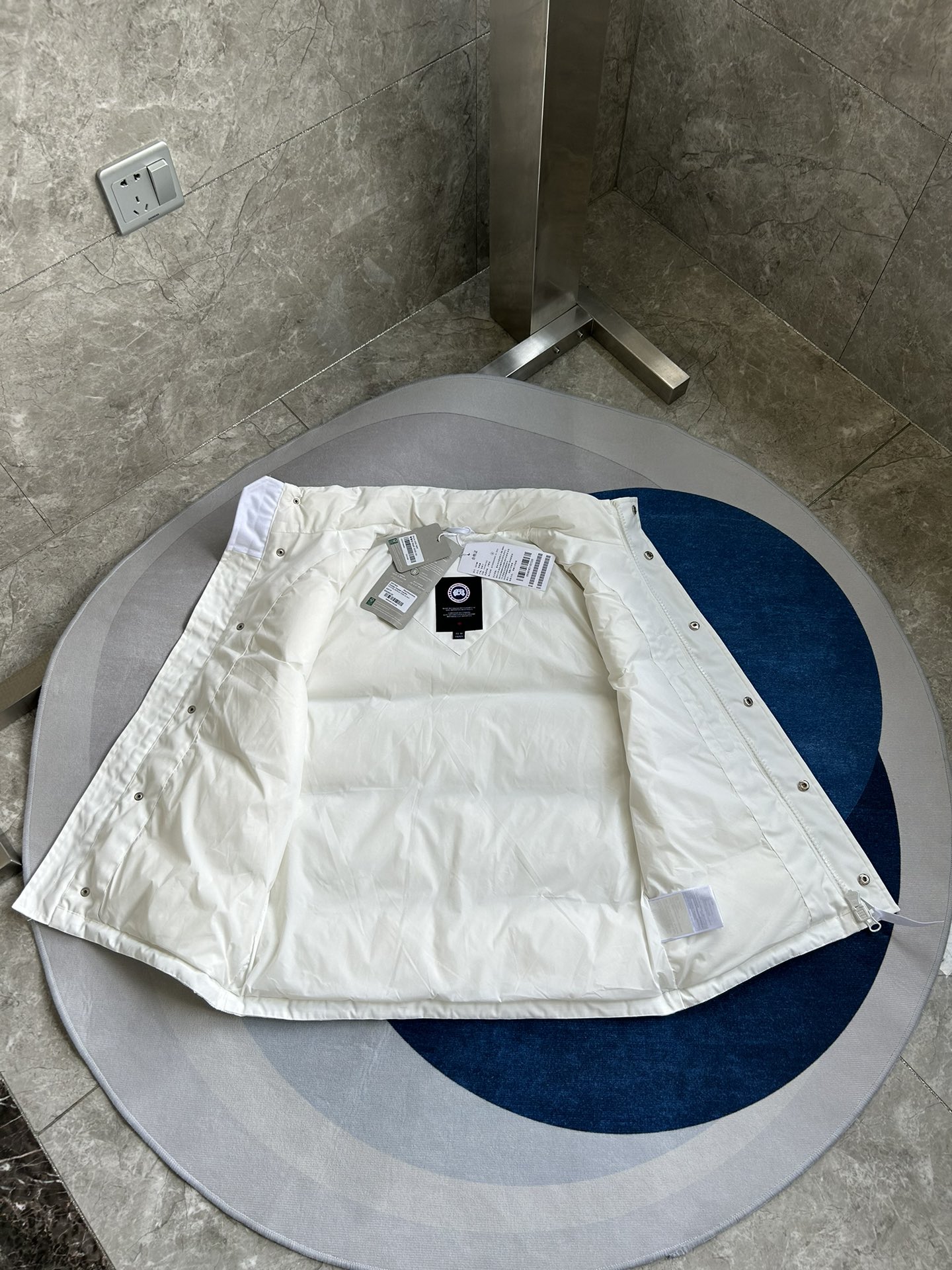 Canada Goose Paradigm Freestyle Vest-WD Men Winter Vest Size XS-XXL