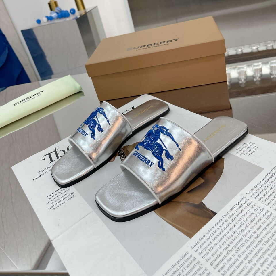 Burberry Women Slippers Size 36-41