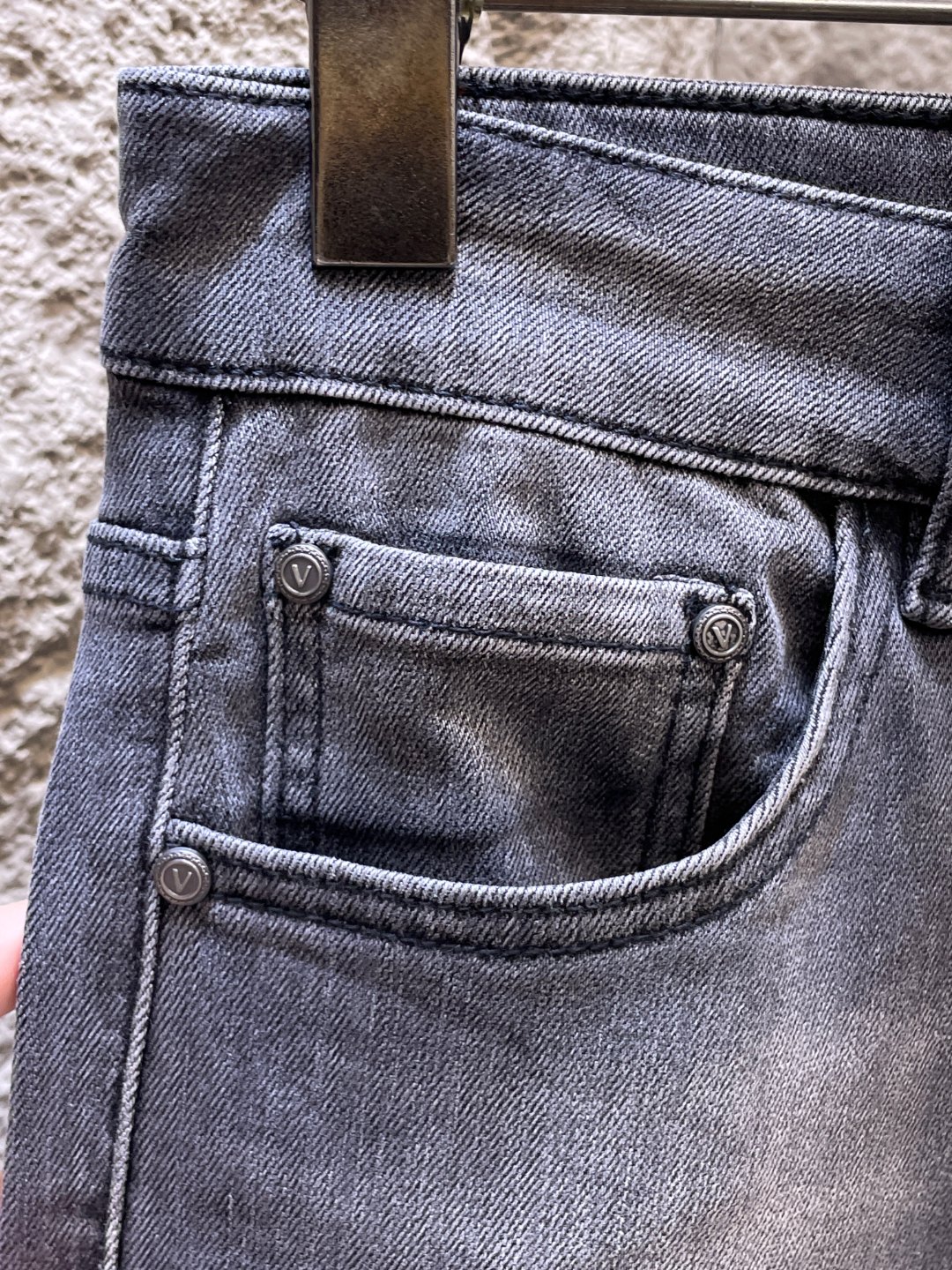 Valentino Jeans Men Size 28-38