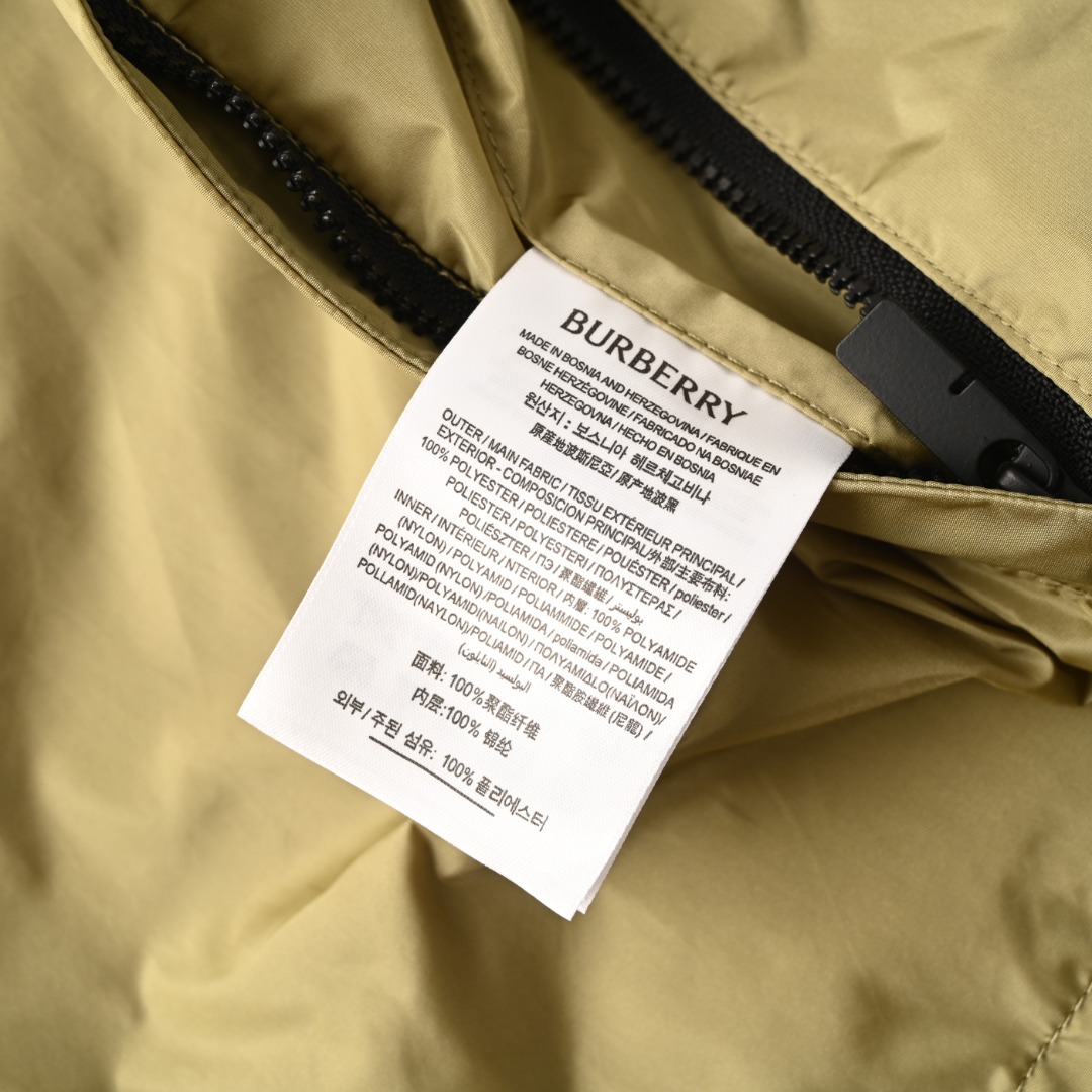 Burberry Unisex Jacket Size S-XL