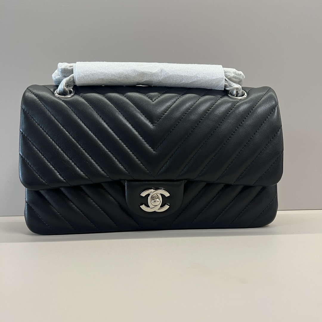 Chanel CF1112 Shoulder Bags Sheepskin 25cm