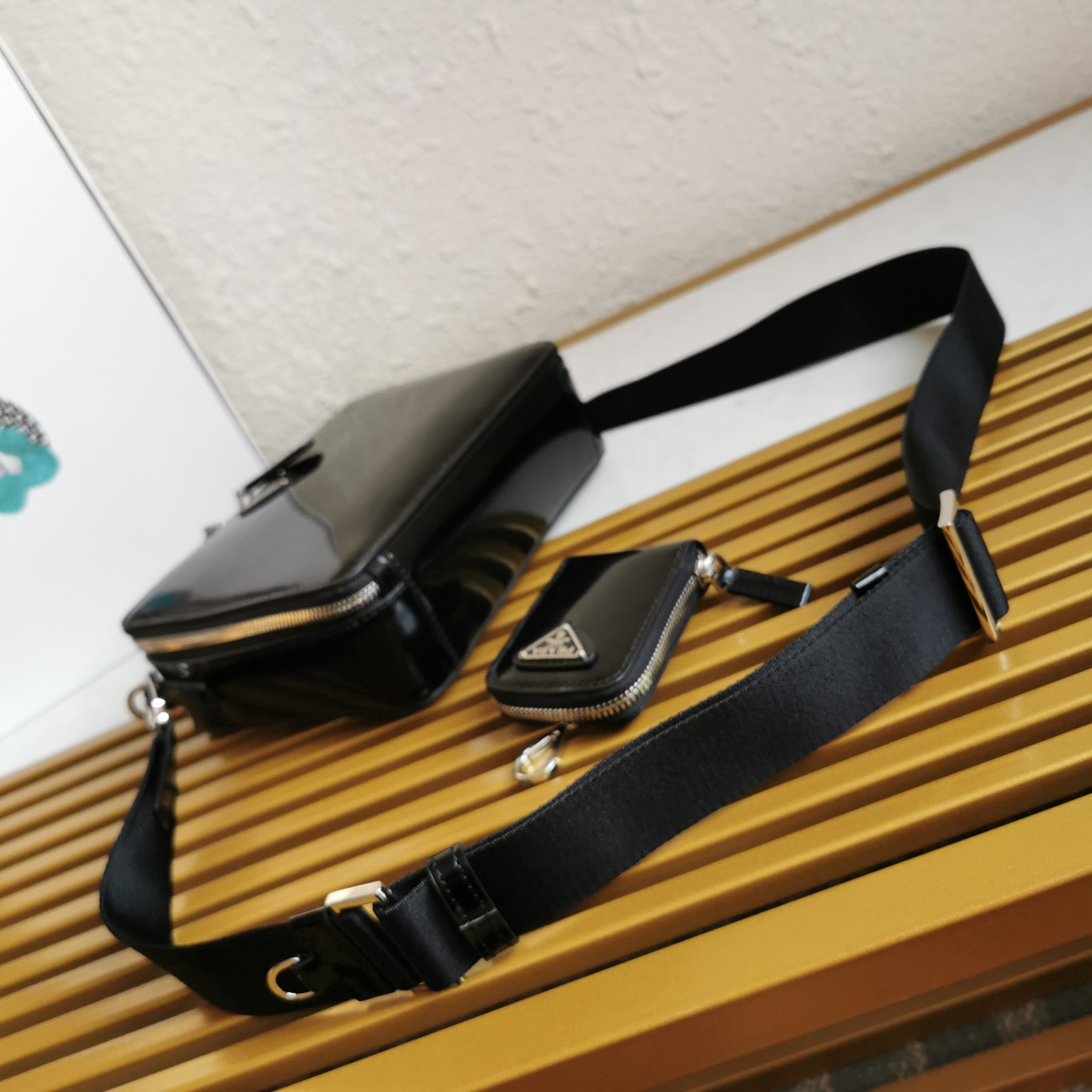 Prada 2VH069 Brique Leather Bags for Men Size 22*16*6cm