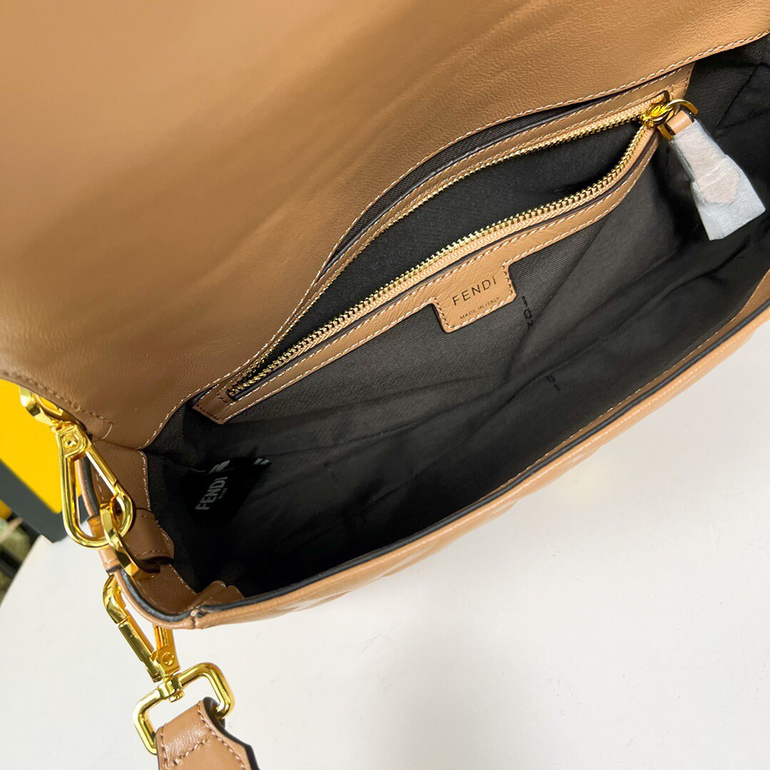 Fendi Baguette Women Shoulder Bags 27*6*15cm