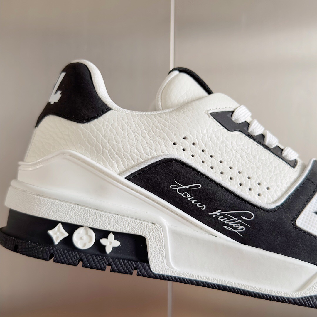 Louis Vuitton Trainer Sneaker Size 40-46