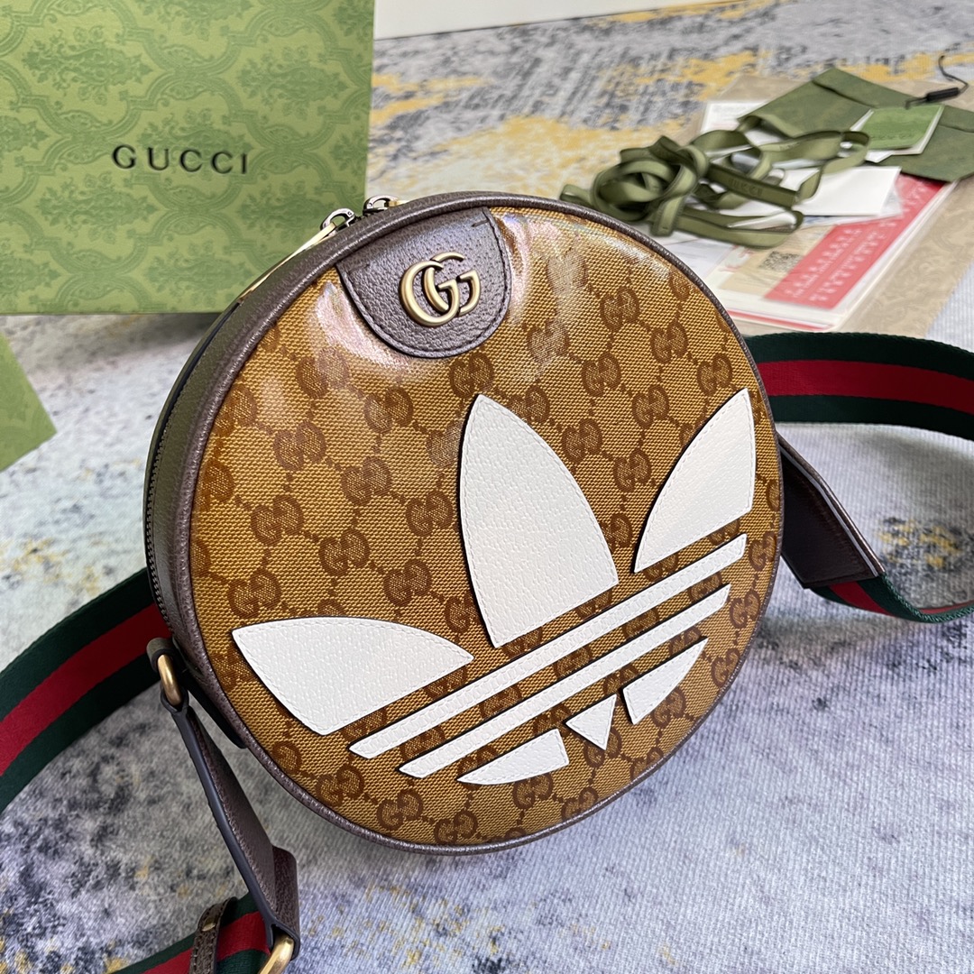 Gucci x Adidas Shoulder Bags 22*22*7cm