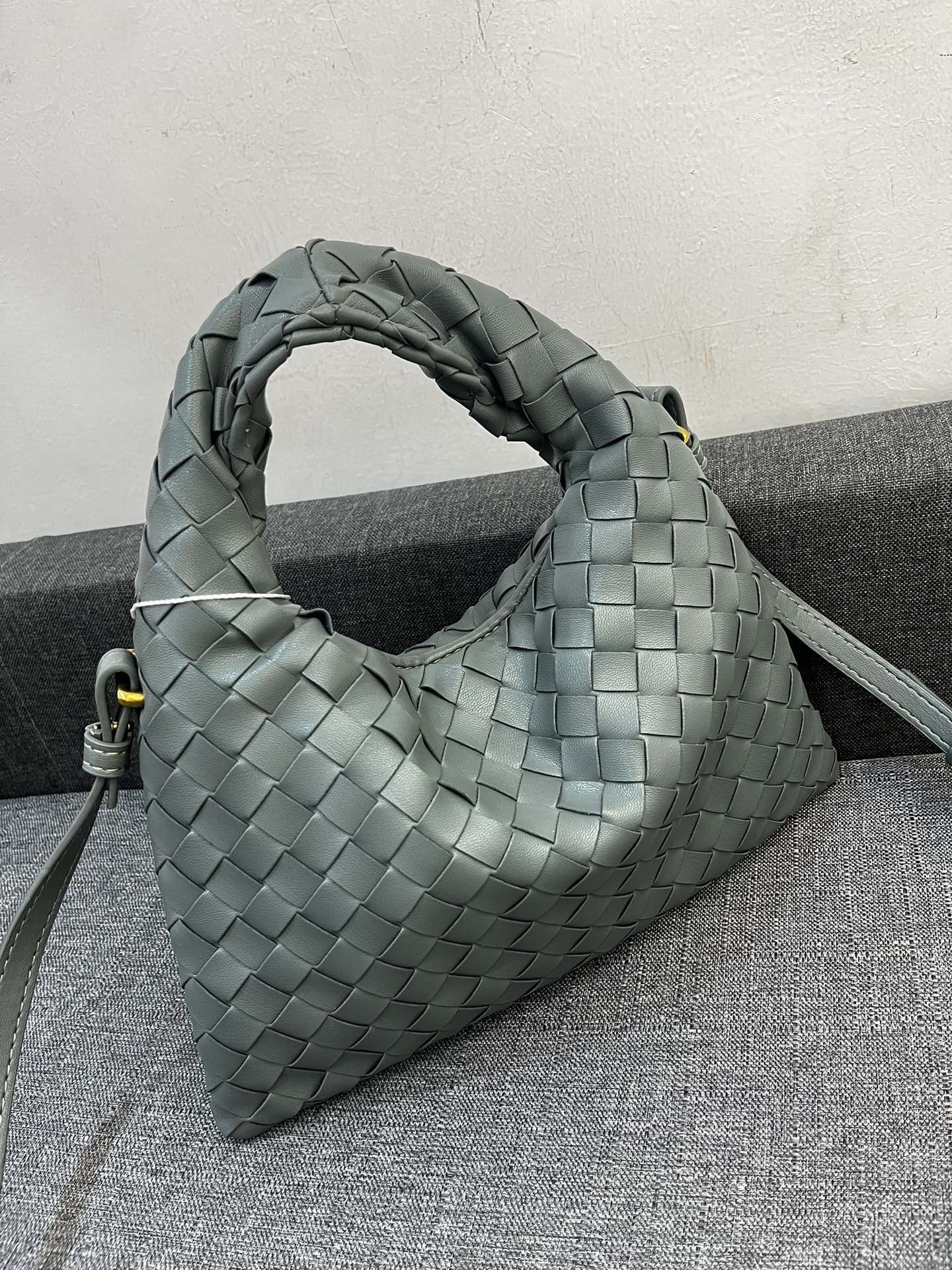 Bottega Veneta HO Shoulder Bags 28*17cm