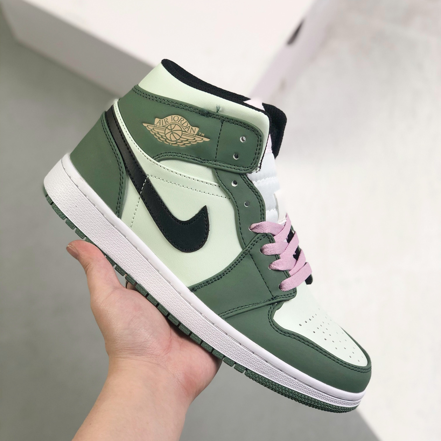 Nike Air Jordan 1 High Top Sneakers Shoes Gr. 36-46