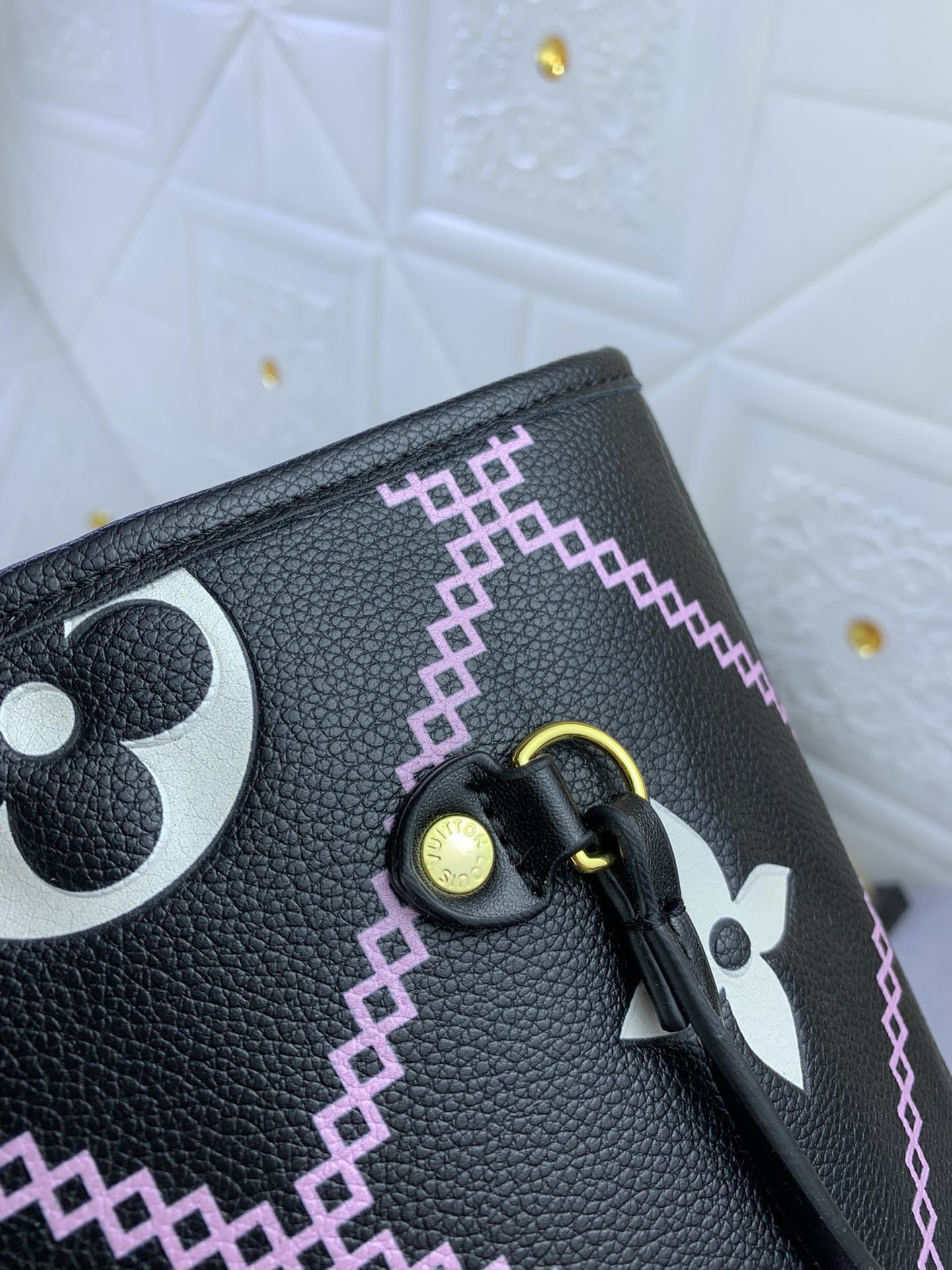 Louis Vuitton Shopping Bags 31*28*14cm