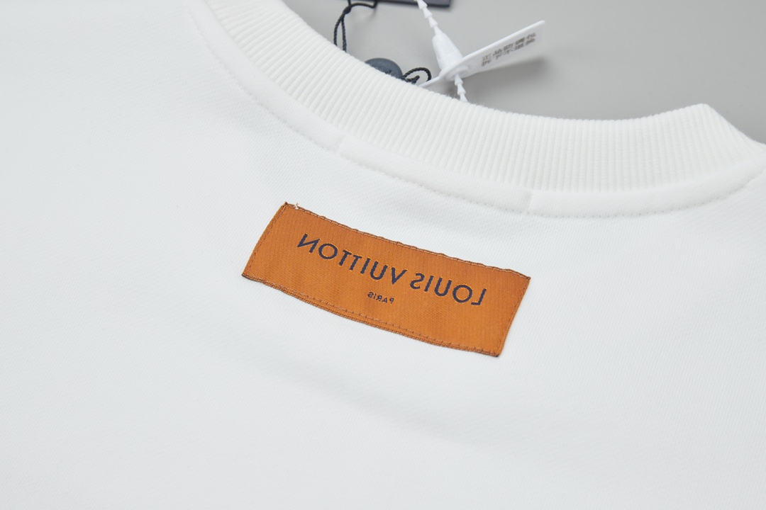 Louis Vuitton Unisex Sweatshirt Size S-XL