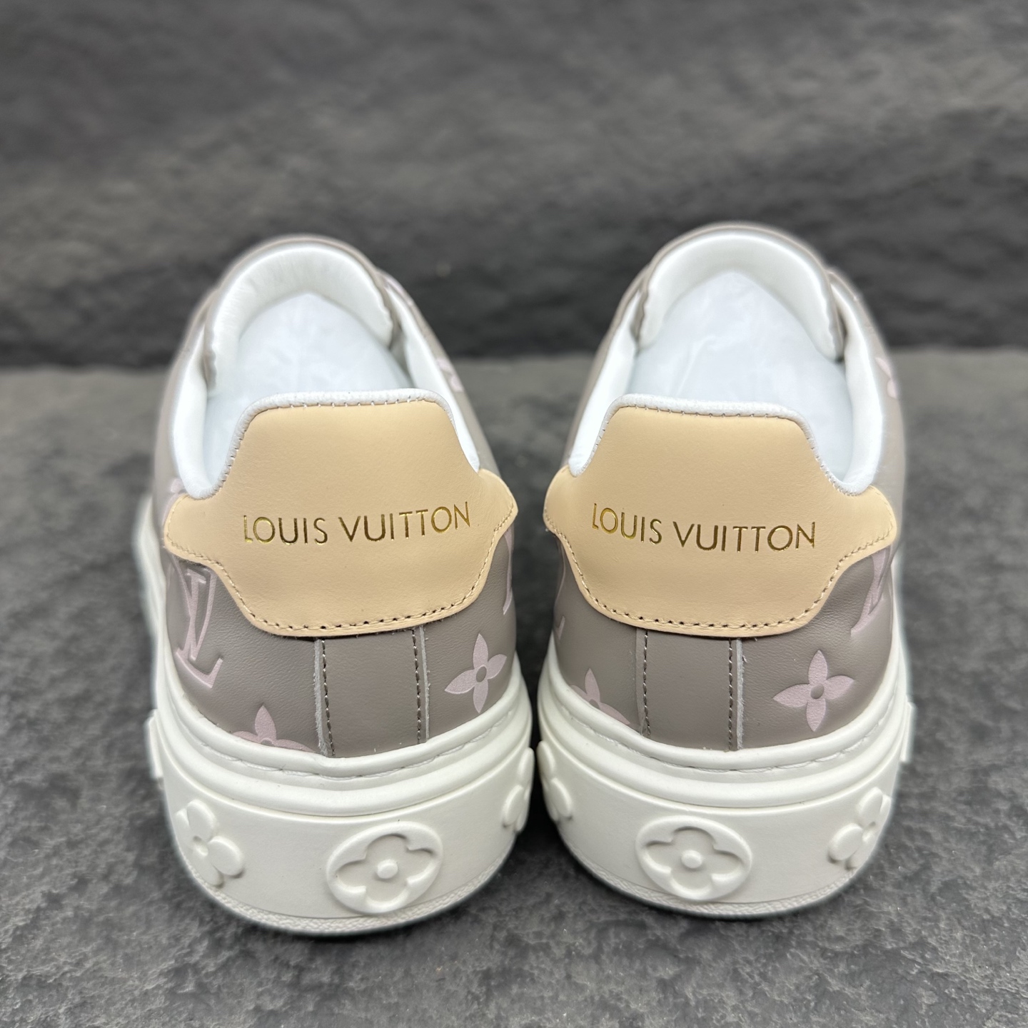 Louis Vuitton Time Out Sneaker Size 36-41